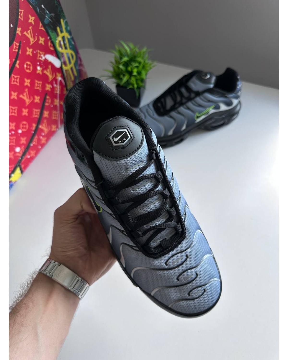 Nike Air Max TN Dark Grey Silver Green