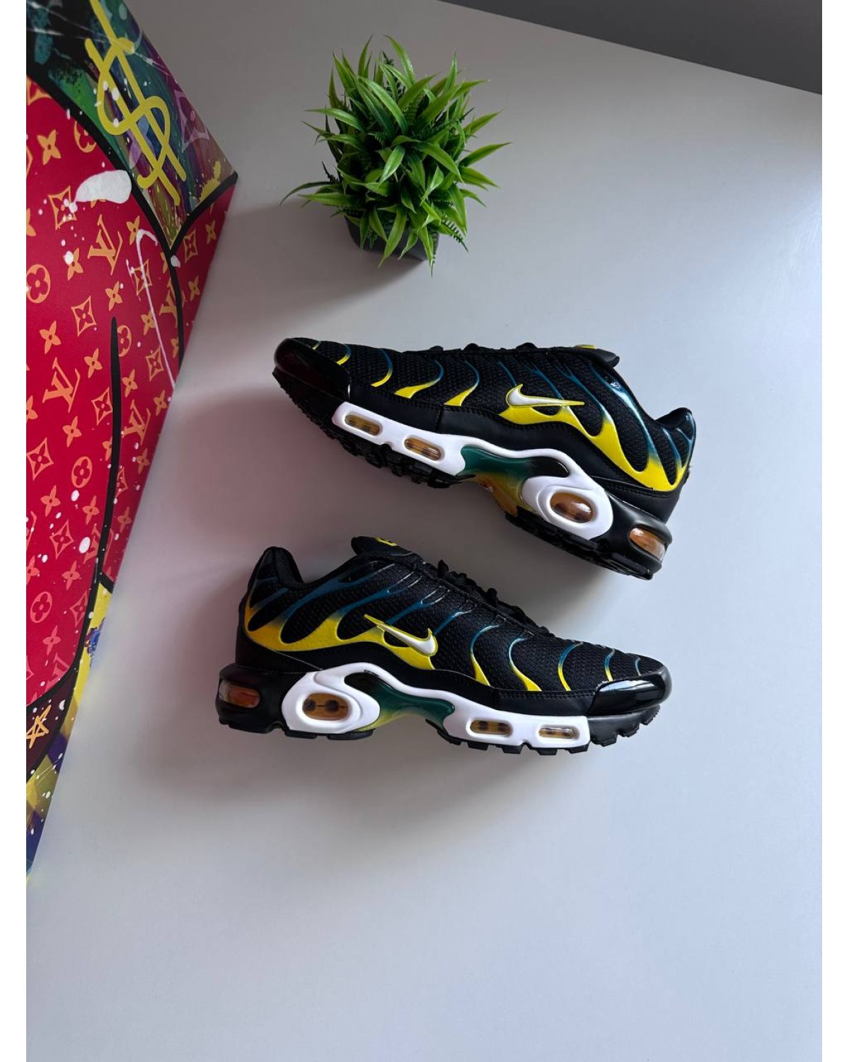 Nike Air Max TN Black Yellow Blue Nike Air Max TN Black Yellow Blue