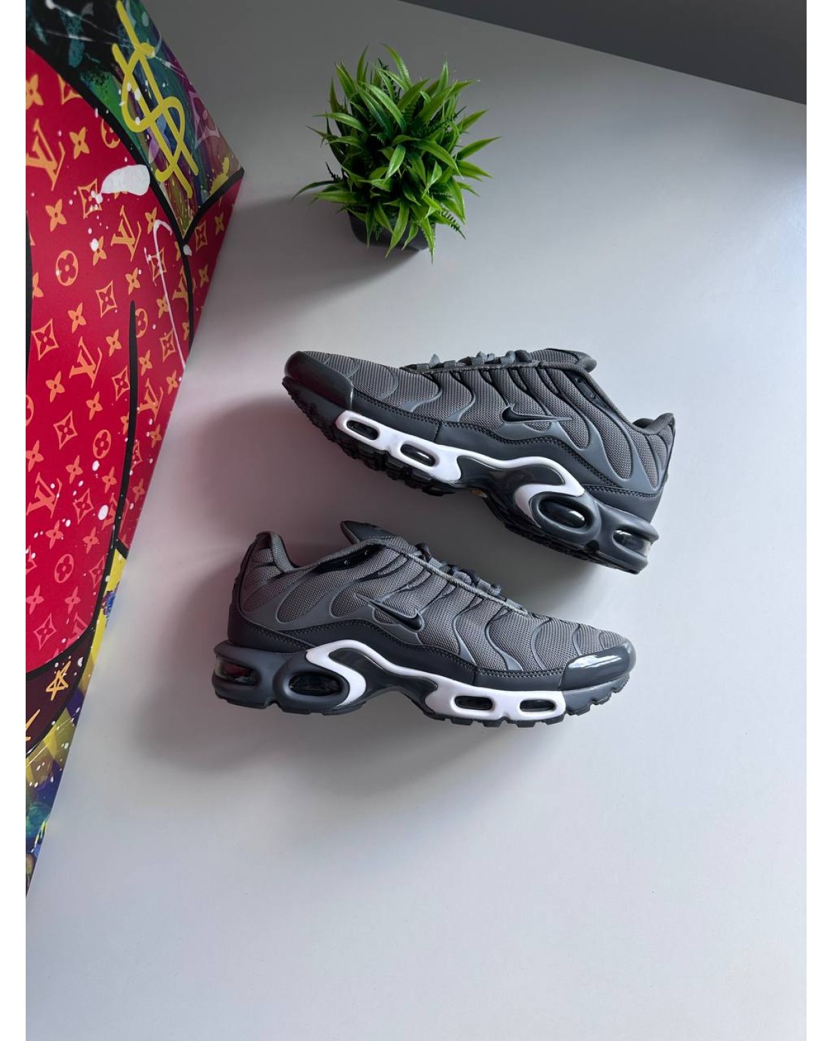 Nike Air Max TN Dark Grey Nike Air Max TN Dark Grey