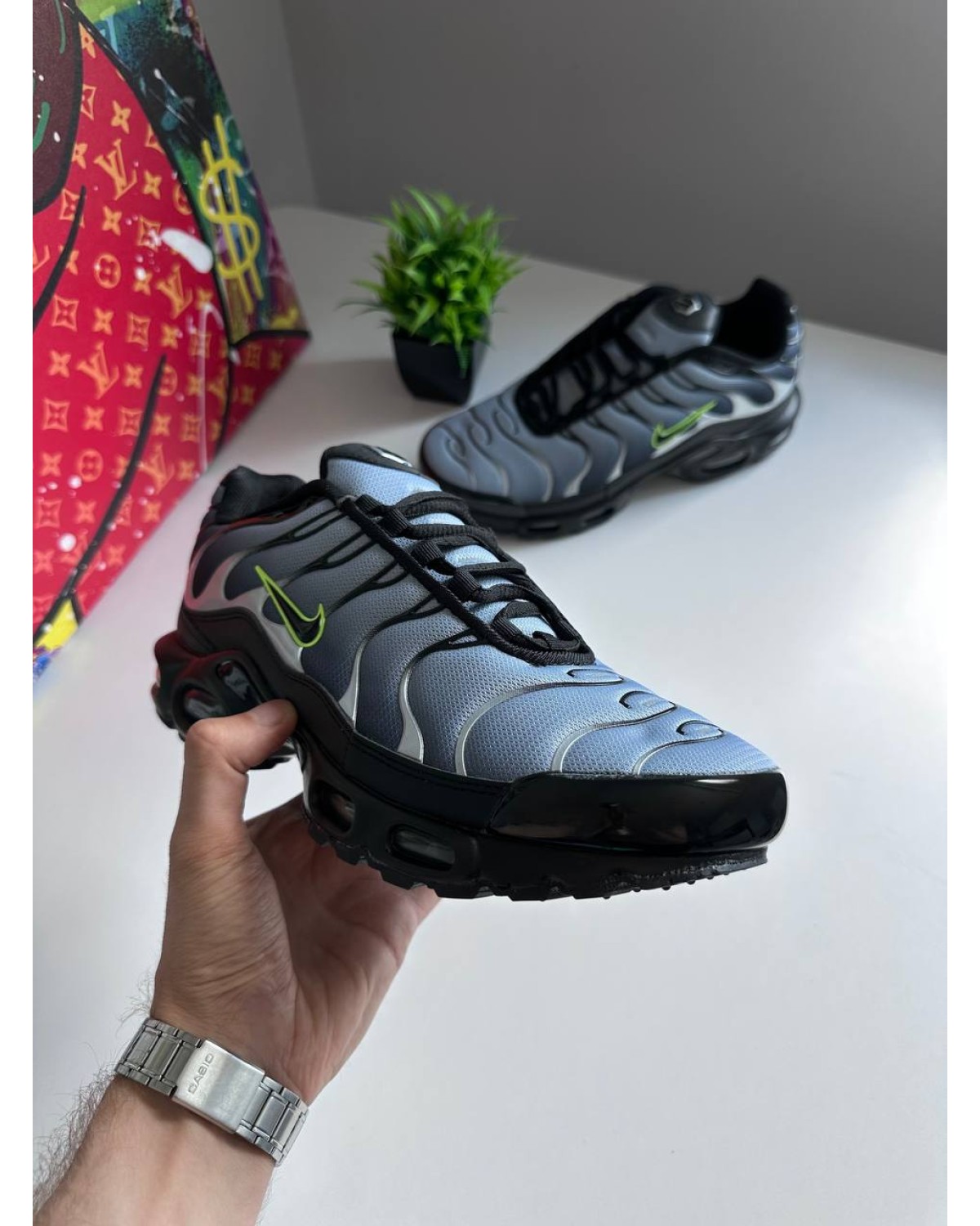 Nike Air Max TN Dark Grey Silver Green