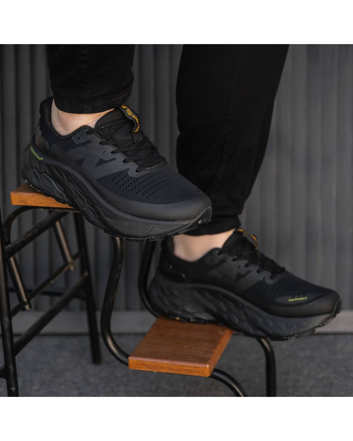 New Balance More Trail V3