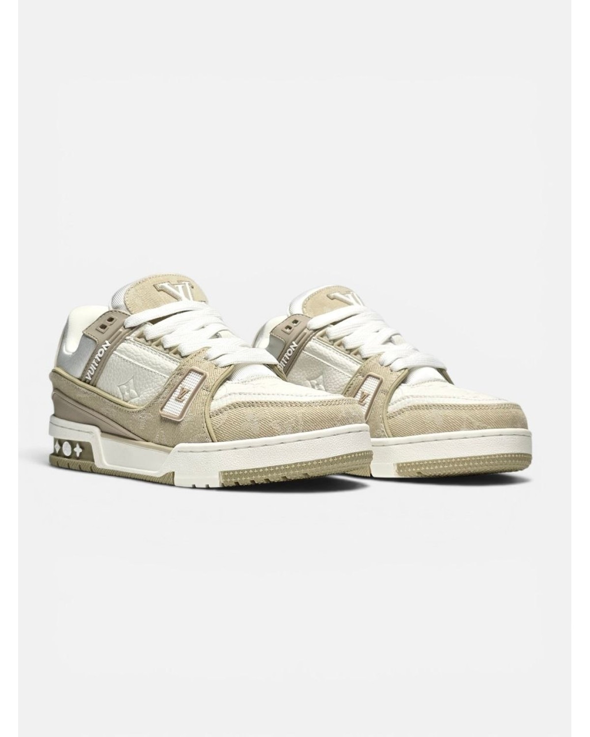 Louis Vuitton Trainer Beige White