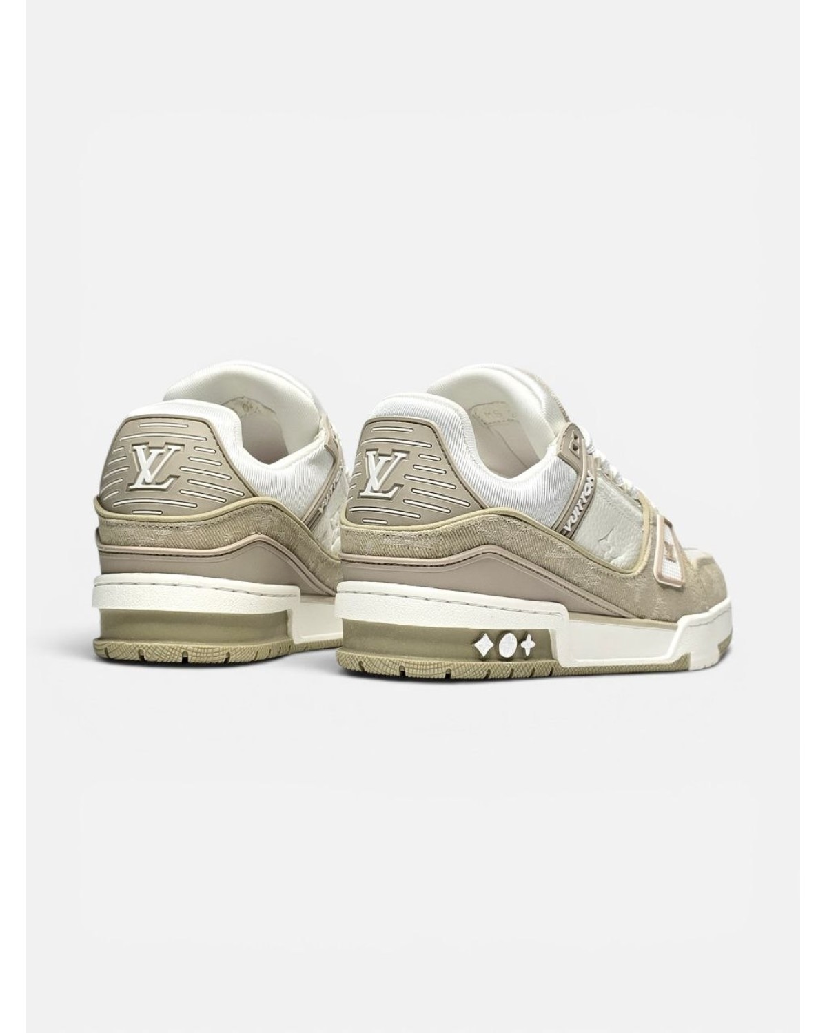 Louis Vuitton Trainer Beige White