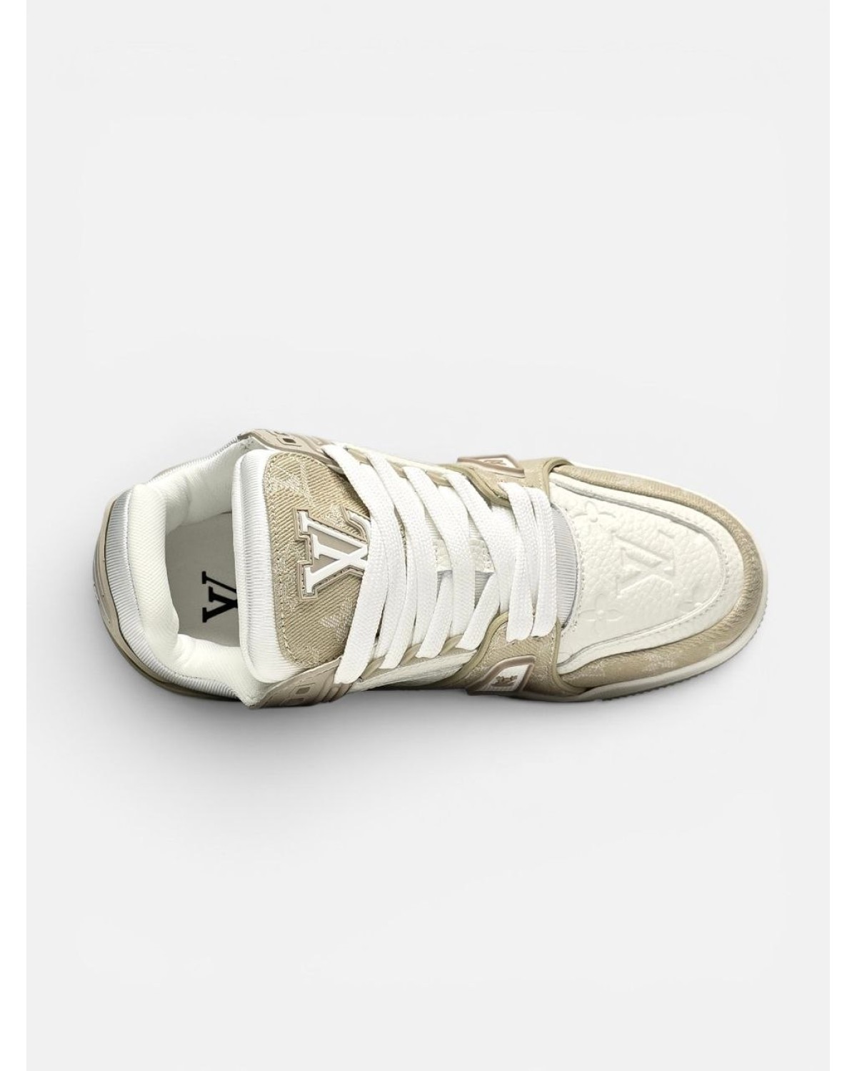 Louis Vuitton Trainer Beige White