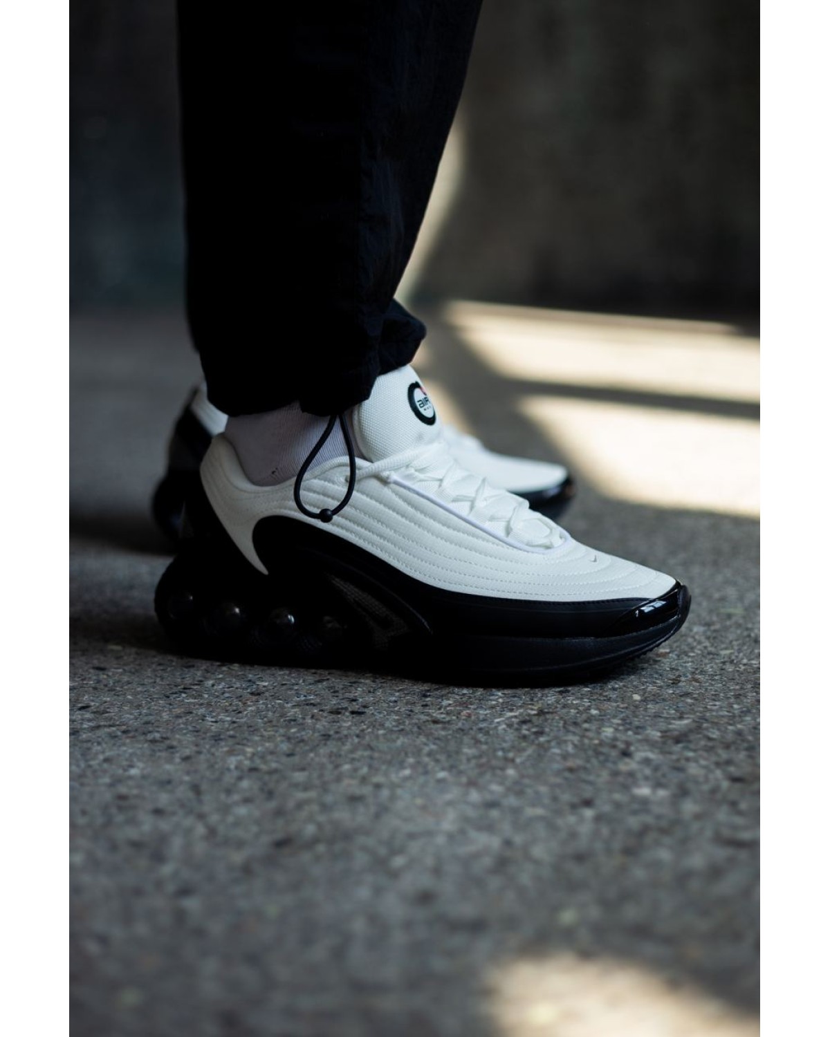 Nike Air Max DN Black/White
