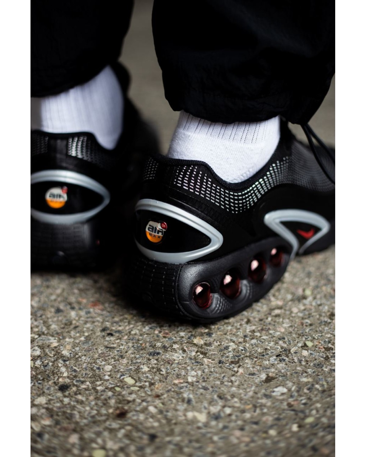 Nike Air Max DN Black/White/Red