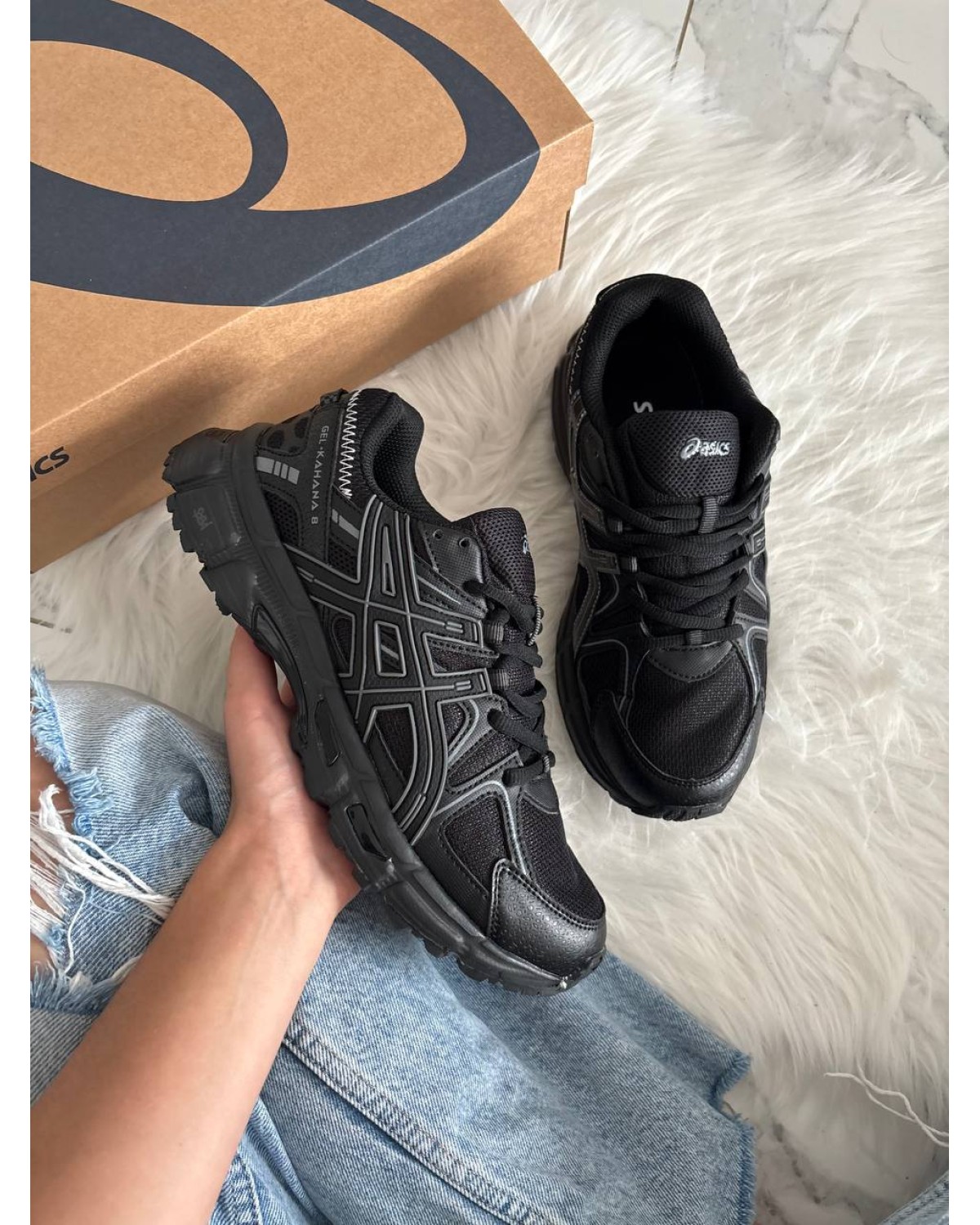 Asics Gel-Kahana 8 Total Black