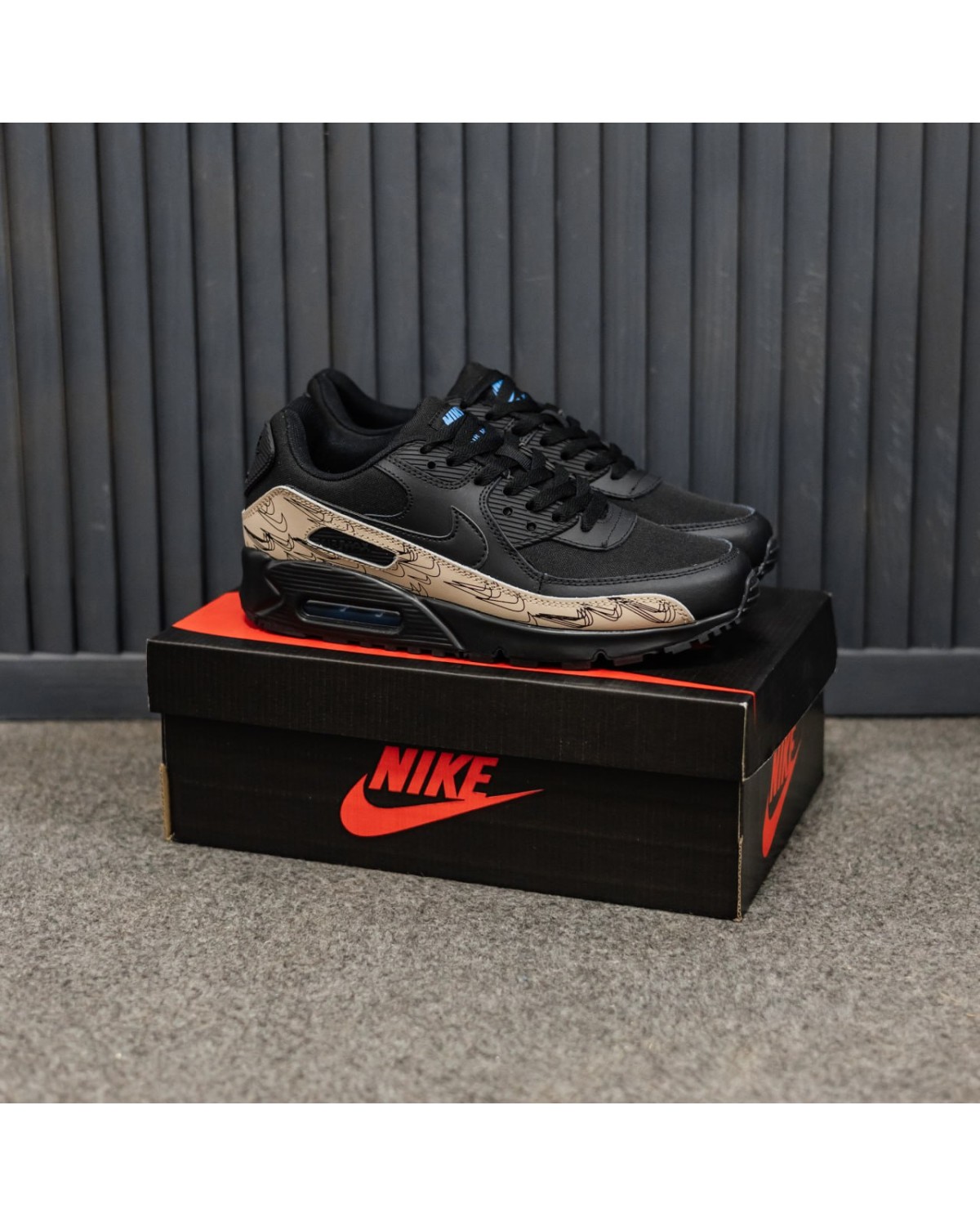 Nike Air Max 90