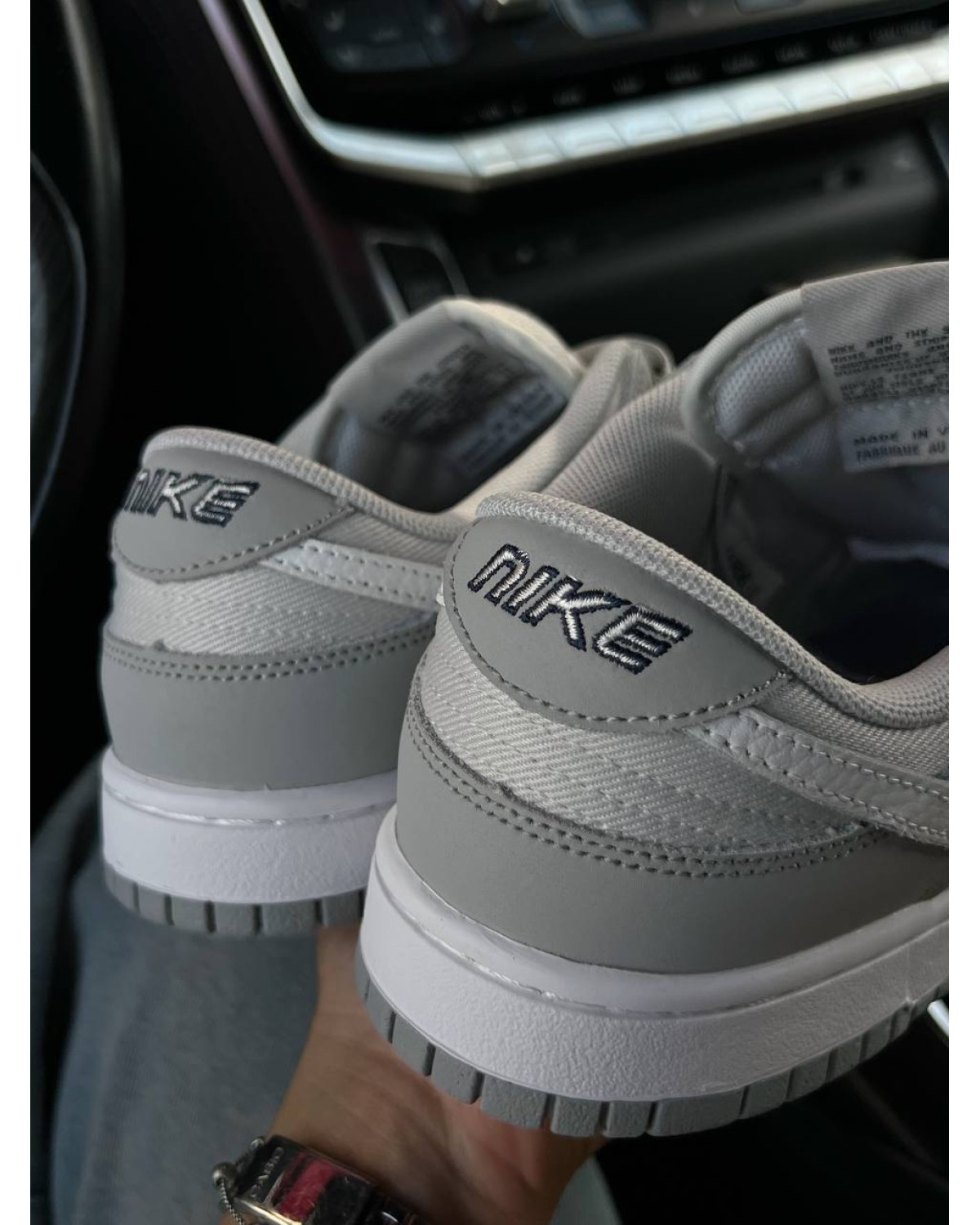 Nike SB Dunk Low Nike SB Dunk Low