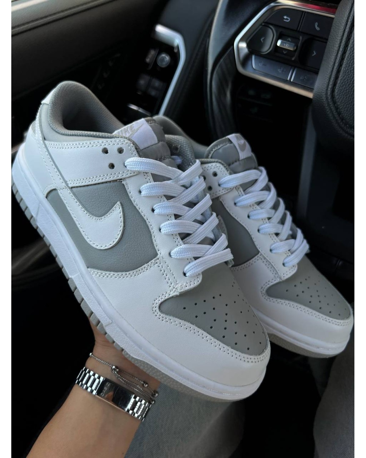 Nike SB Dunk Low