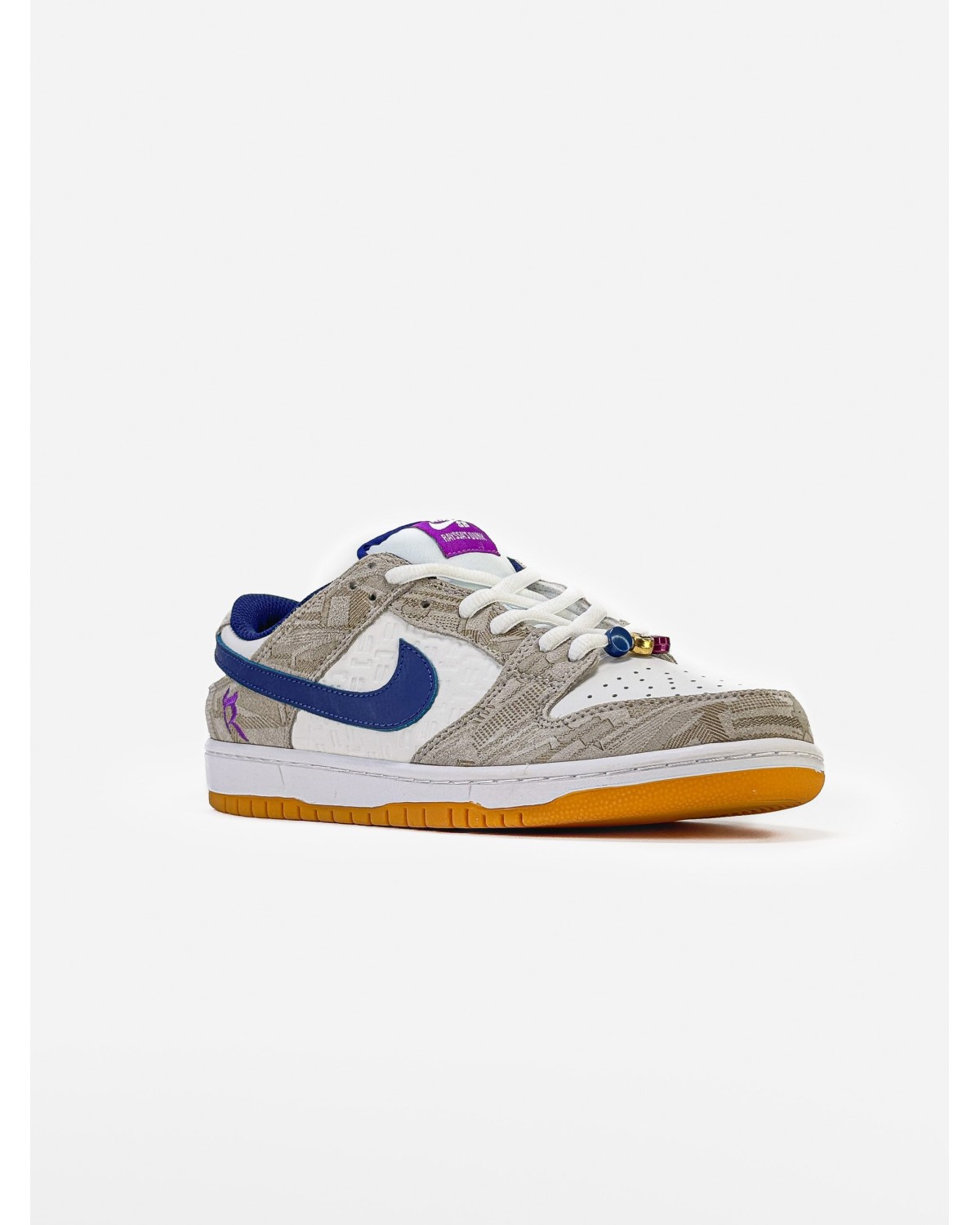 Nike SB Dunk Low Rayssa Leal Nike SB Dunk Low Rayssa Leal