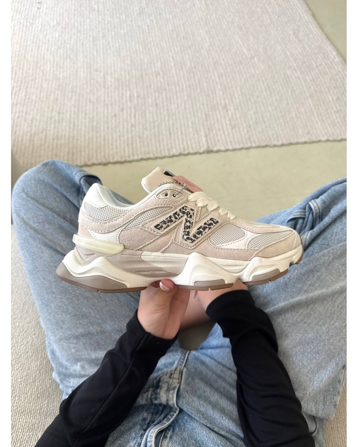 New Balance 9060