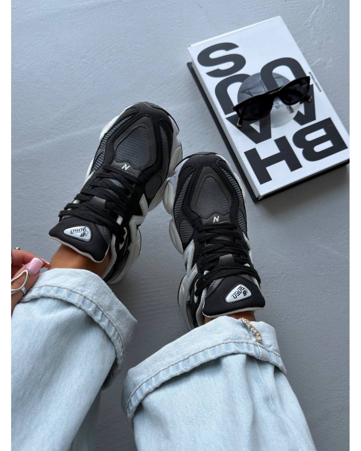 New Balance 9060 Black/White New Balance 9060 Black/White