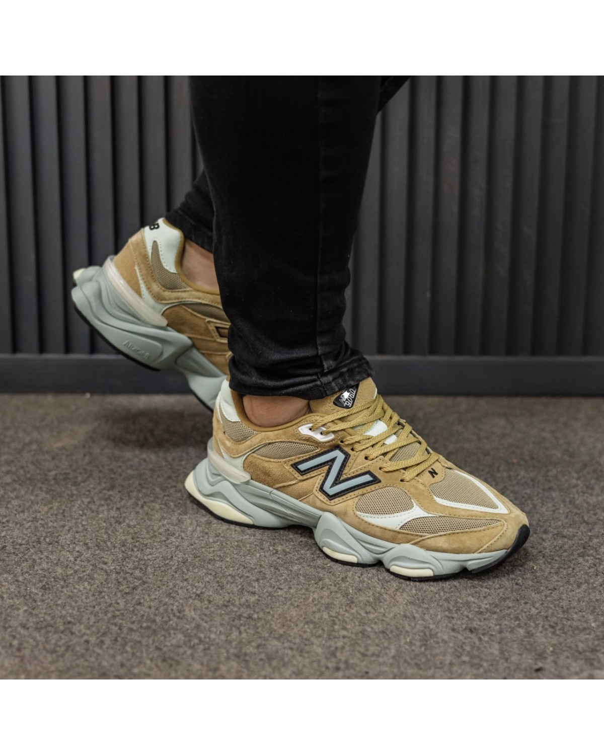 New Balance 1906A