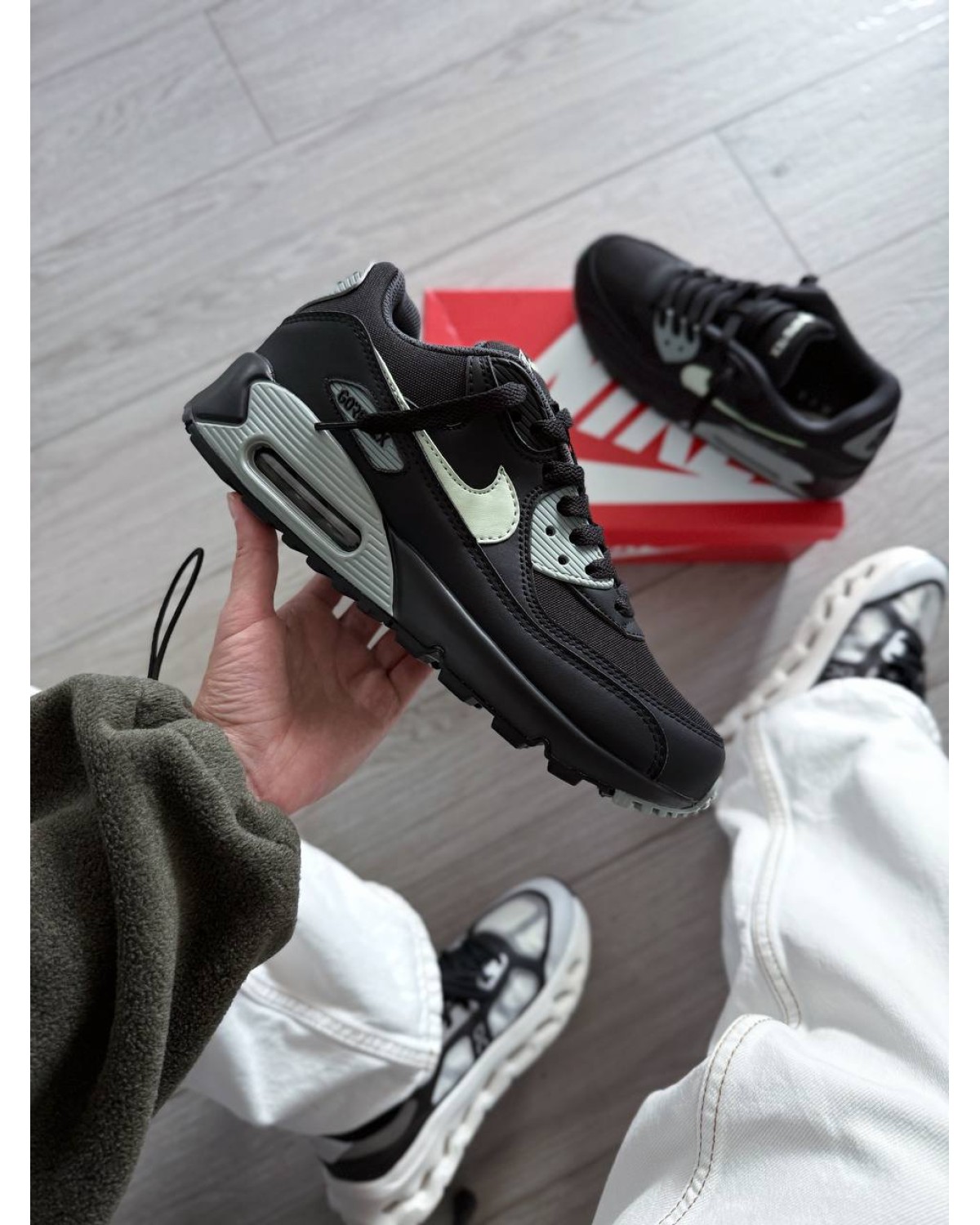 Nike Air Max 90 Gore-Tex "Black Honeydew"