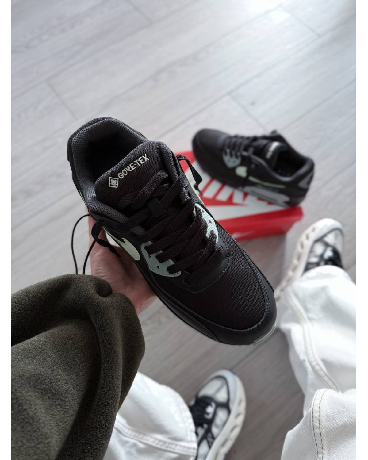 Nike Air Max 90 Gore-Tex "Black Honeydew" Nike Air Max 90 Gore-Tex "Black Honeydew"