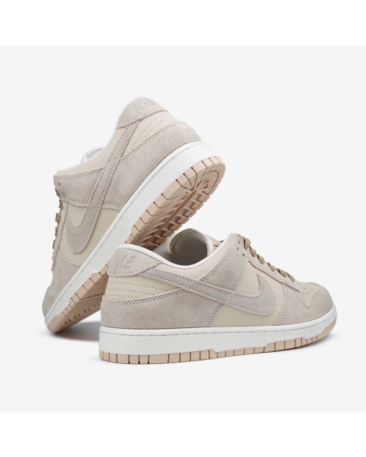 Nike SB Dunk Low Light Brown Suede Nike SB Dunk Low Light Brown Suede
