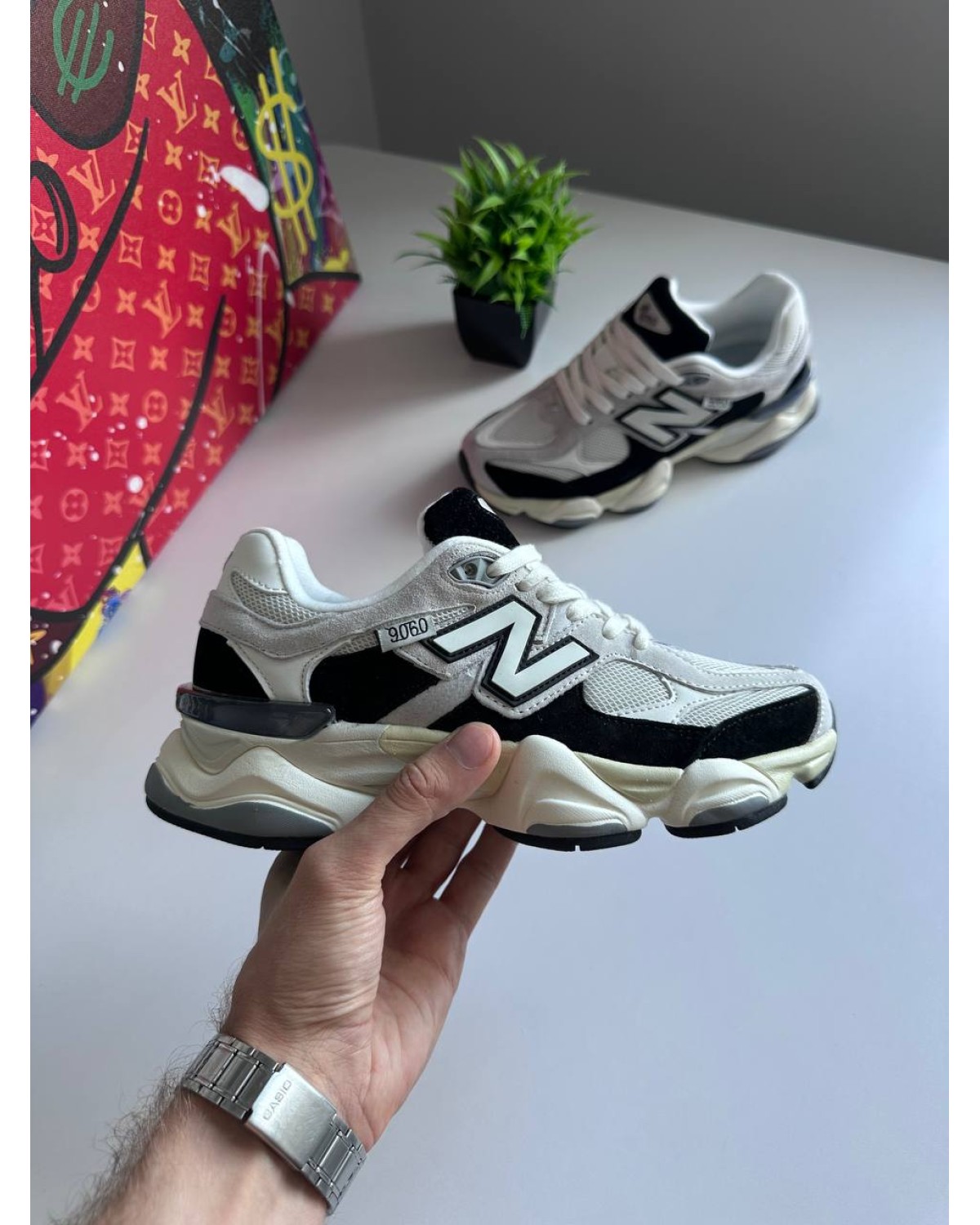 New Balance 9060 Light Grey Black