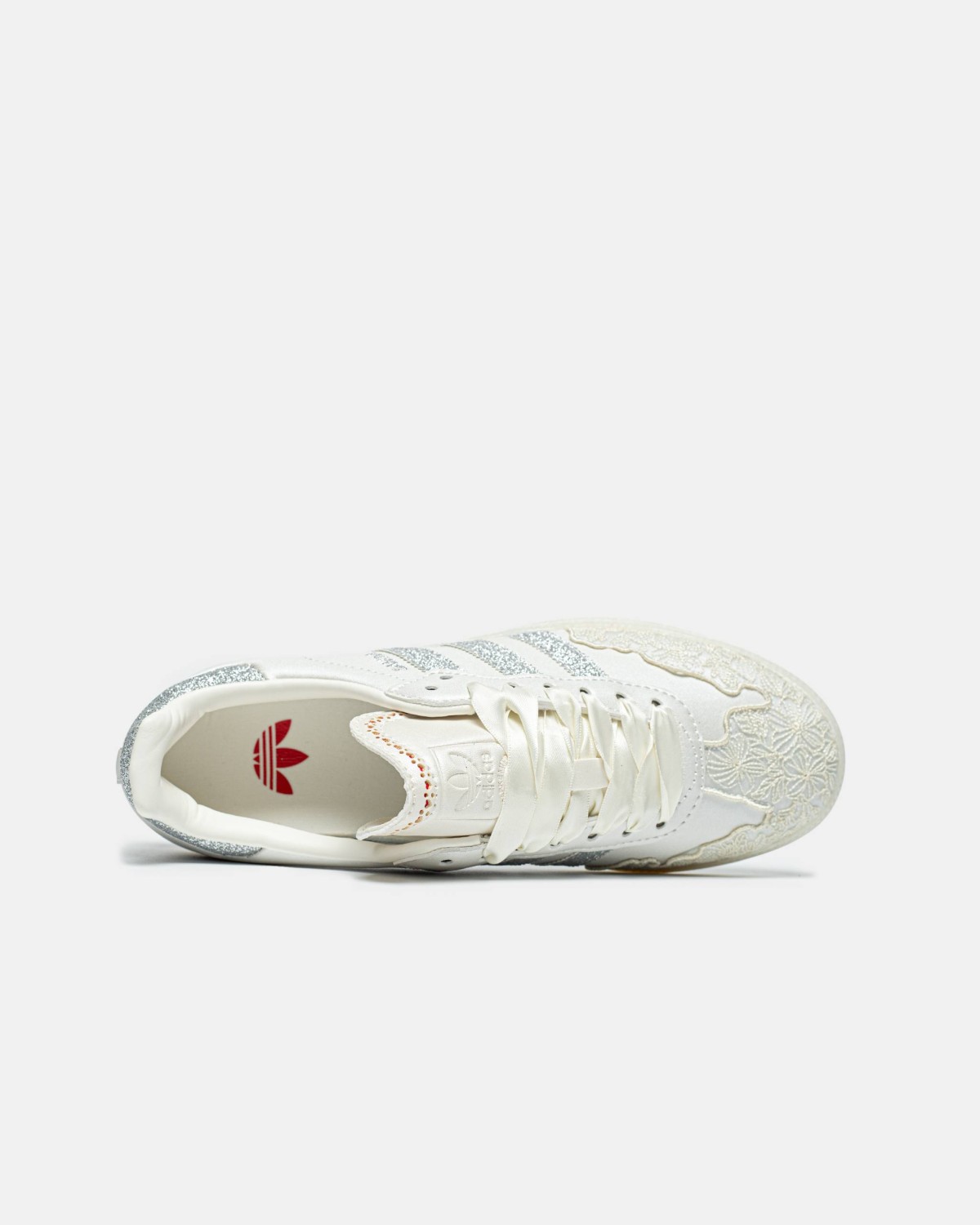 Adidas Samba ʼValentine’s Day Chalk White, Metallic Silver Adidas Samba ʼValentine’s Day Chalk White, Metallic Silver