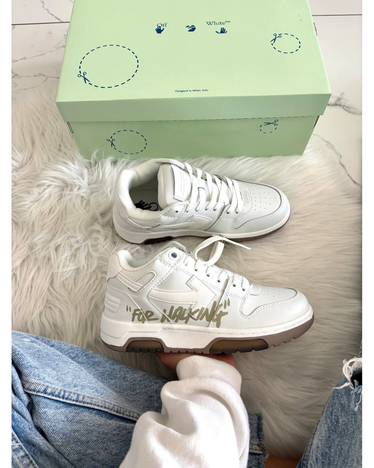 Off-White Out of Office For Walking White