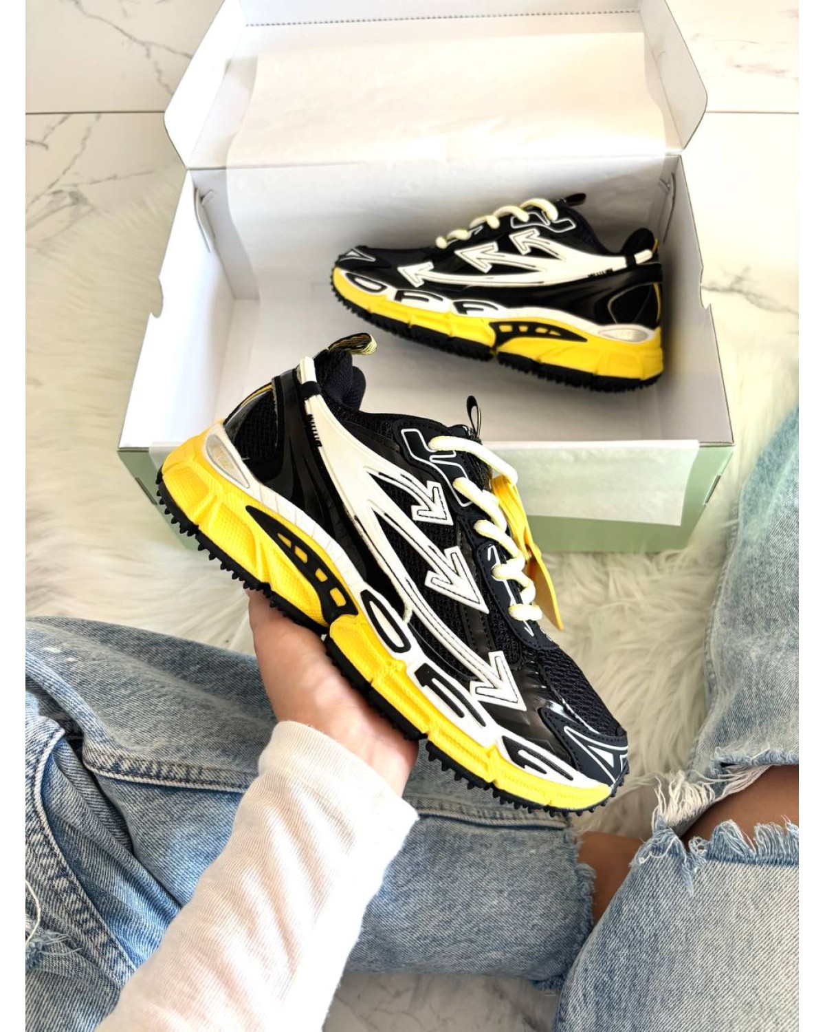 Off-White Be Right Toxic Green