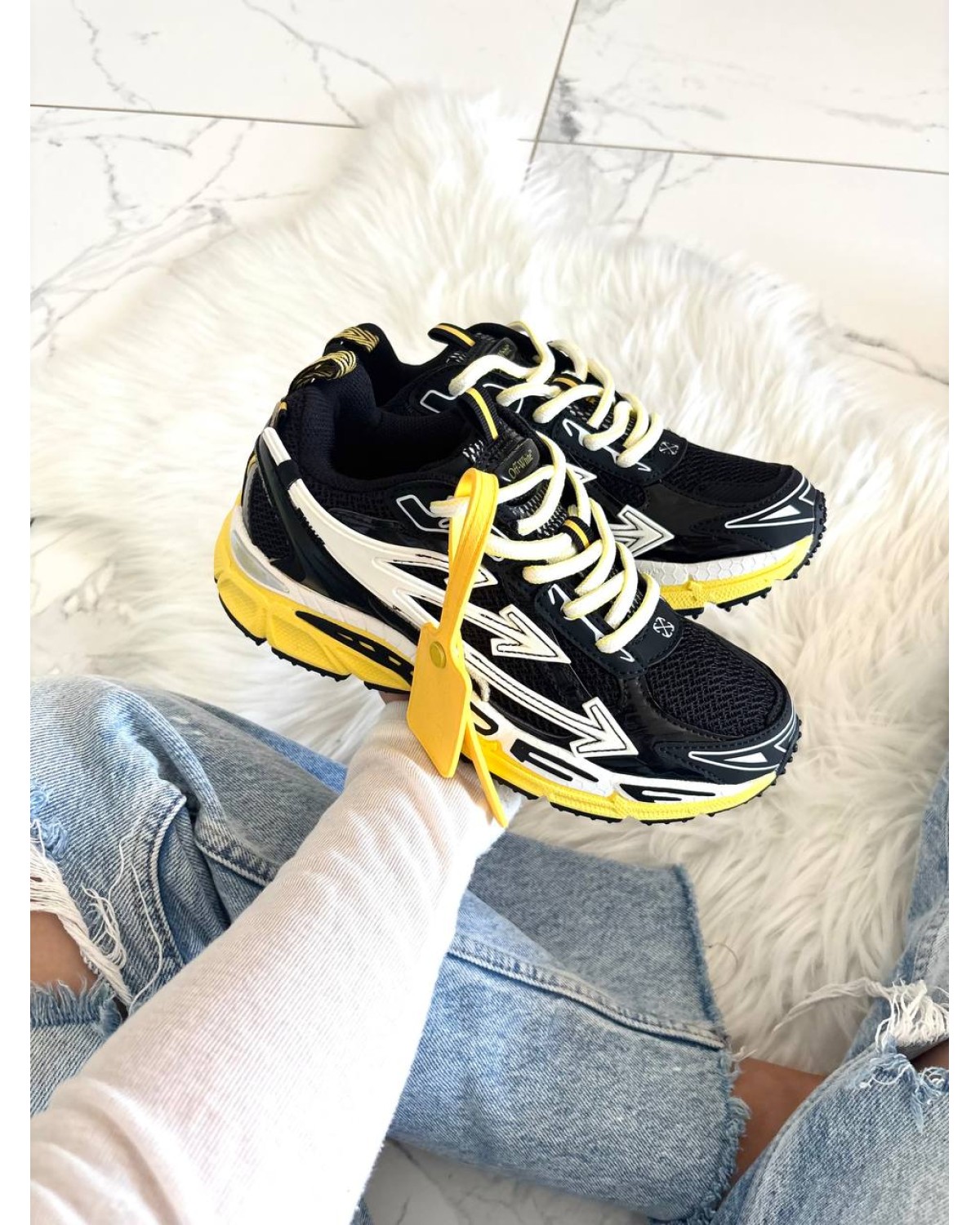 Off-White Be Right Toxic Green