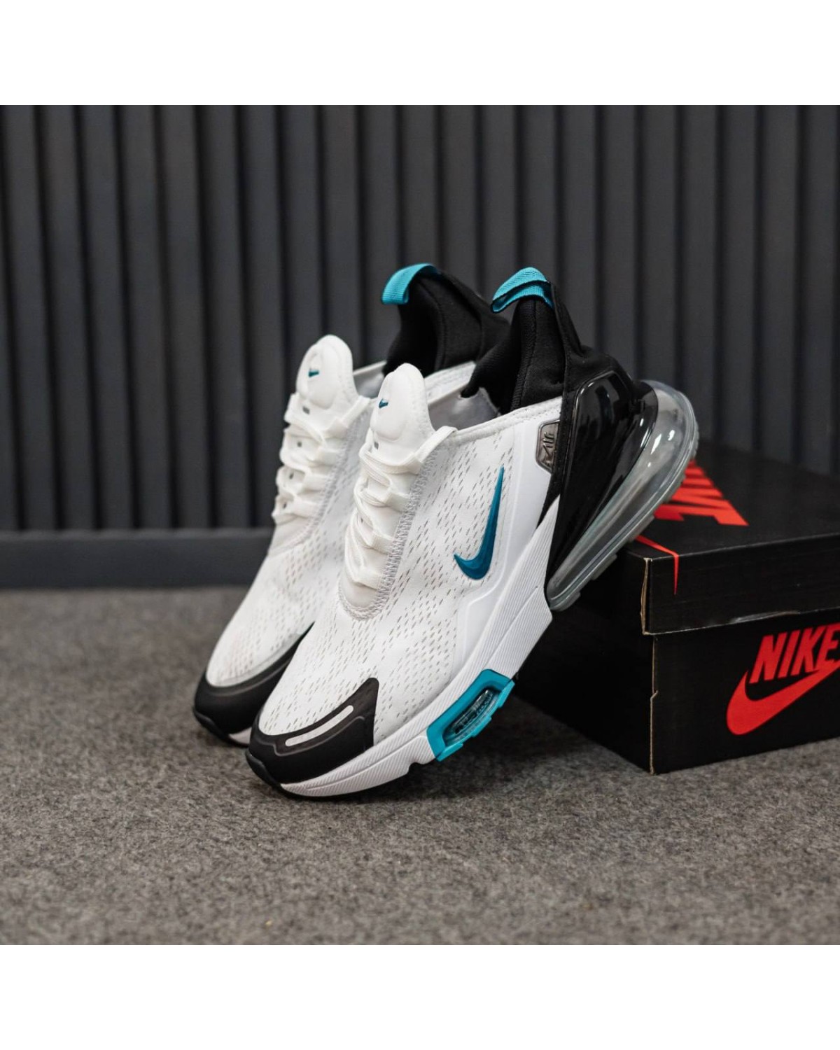 Nike Air Max 270