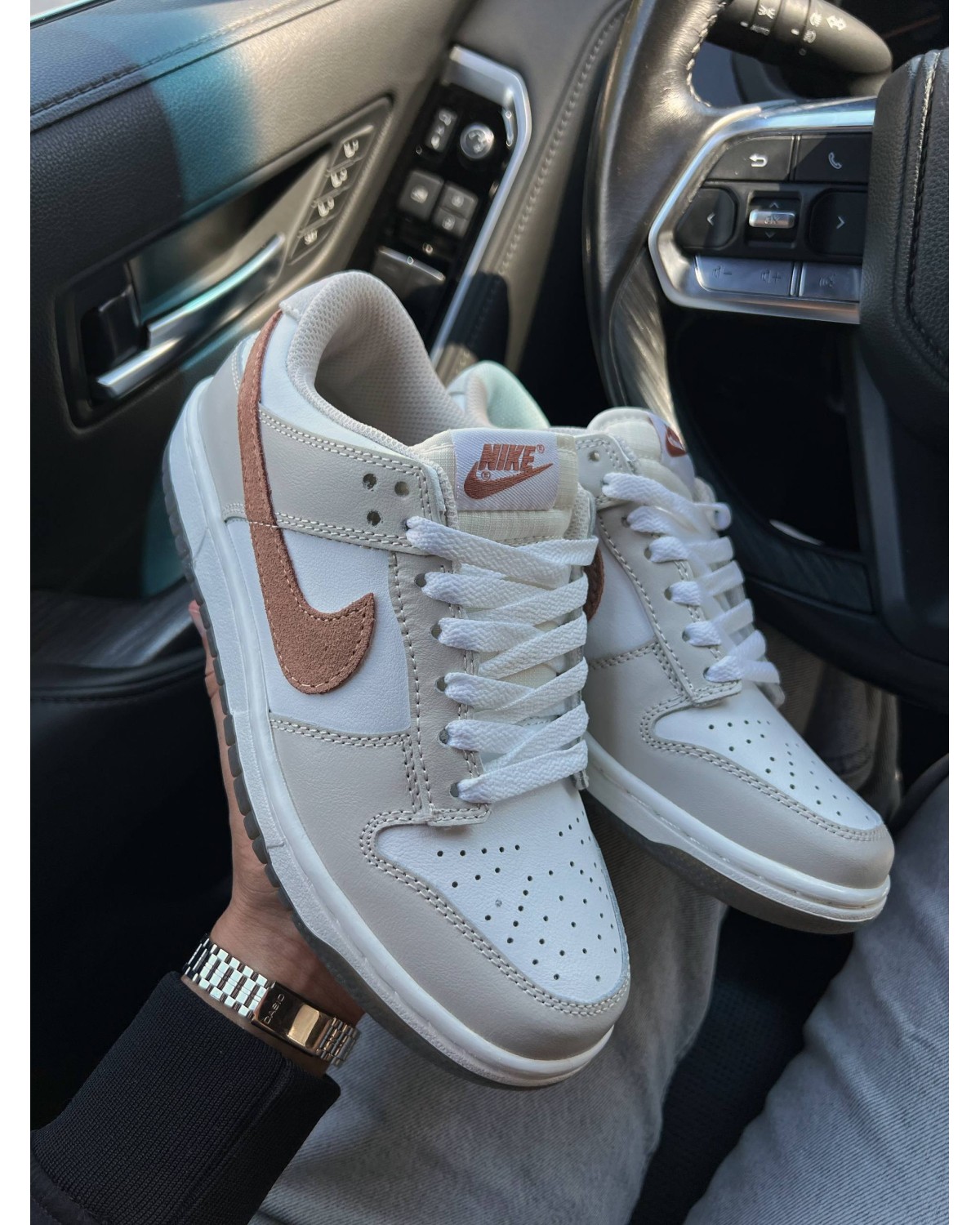 Nike SB Dunk Low Nike SB Dunk Low