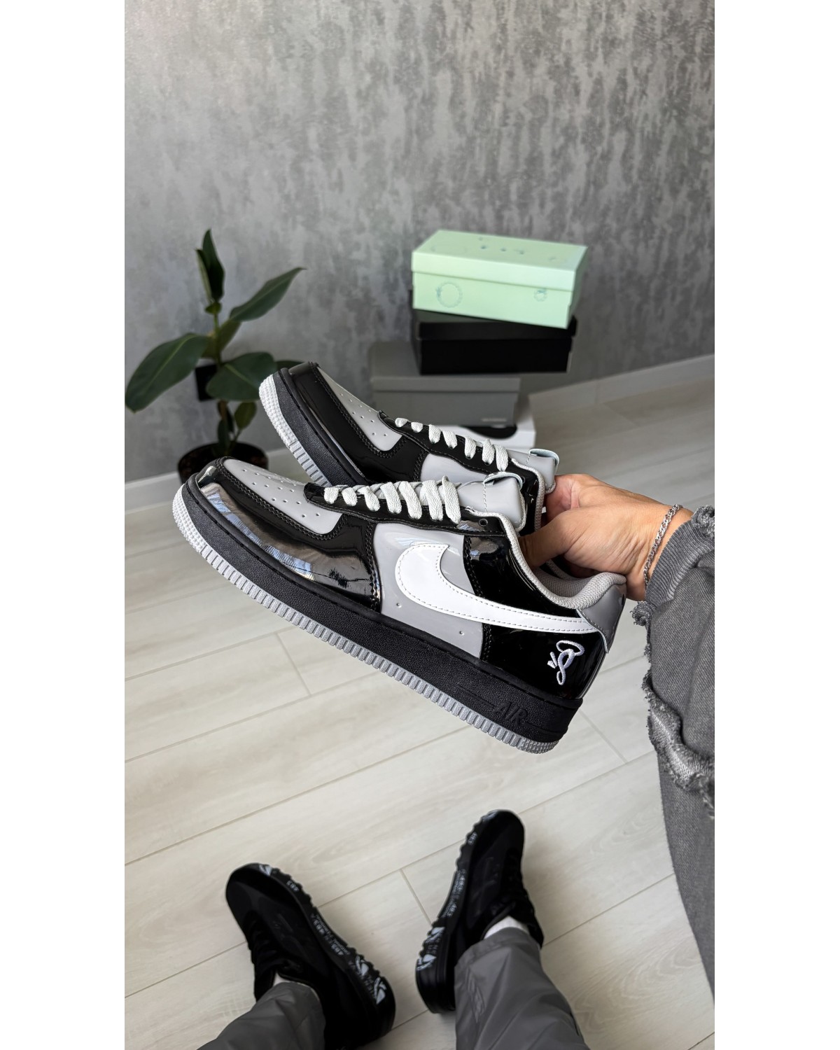 Nike Air Force 1 Low х Syna Central Smoke Grey