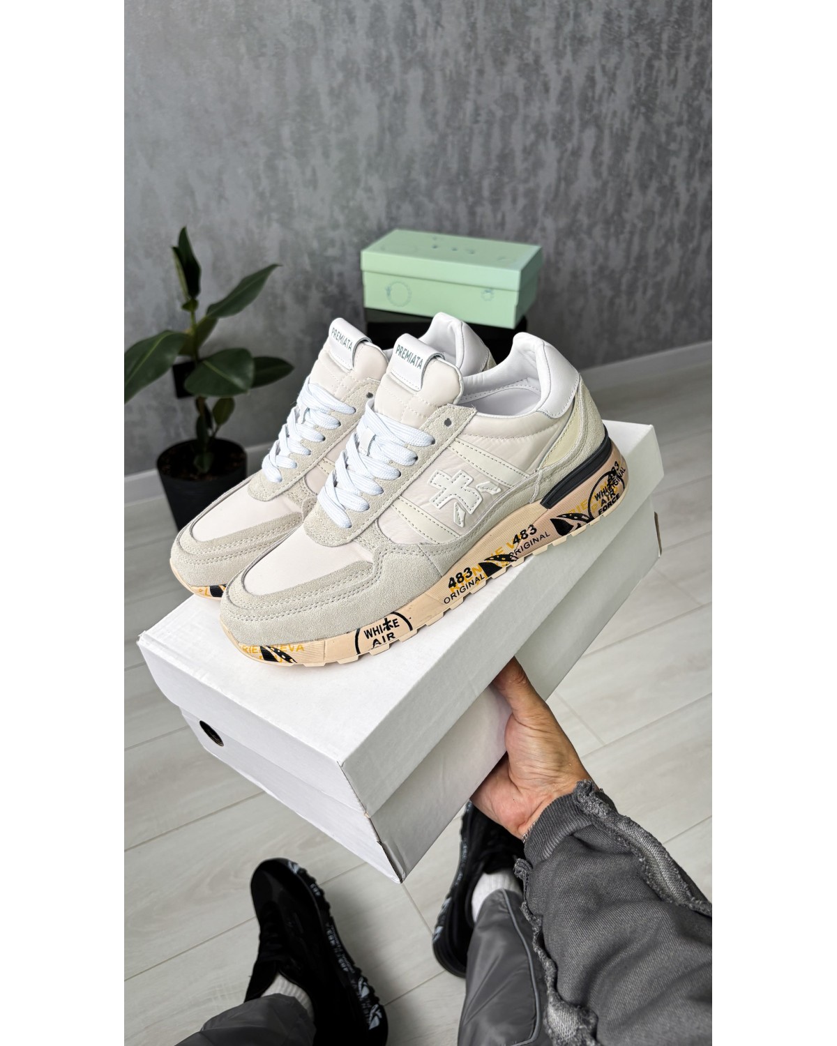 Premiata Landeck Light Beige
