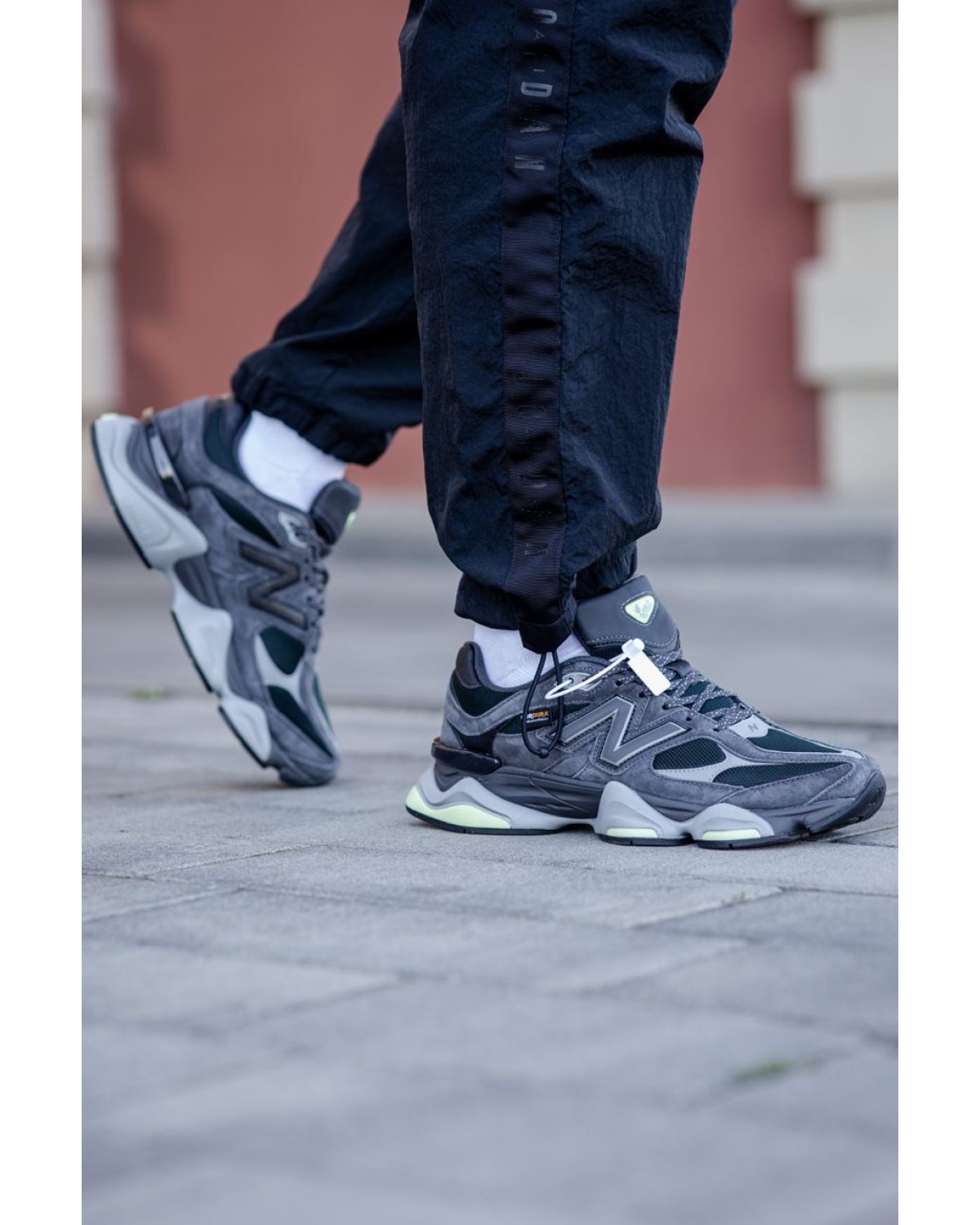 New Balance 9060 Dark Grey Cordura New Balance 9060 Dark Grey Cordura