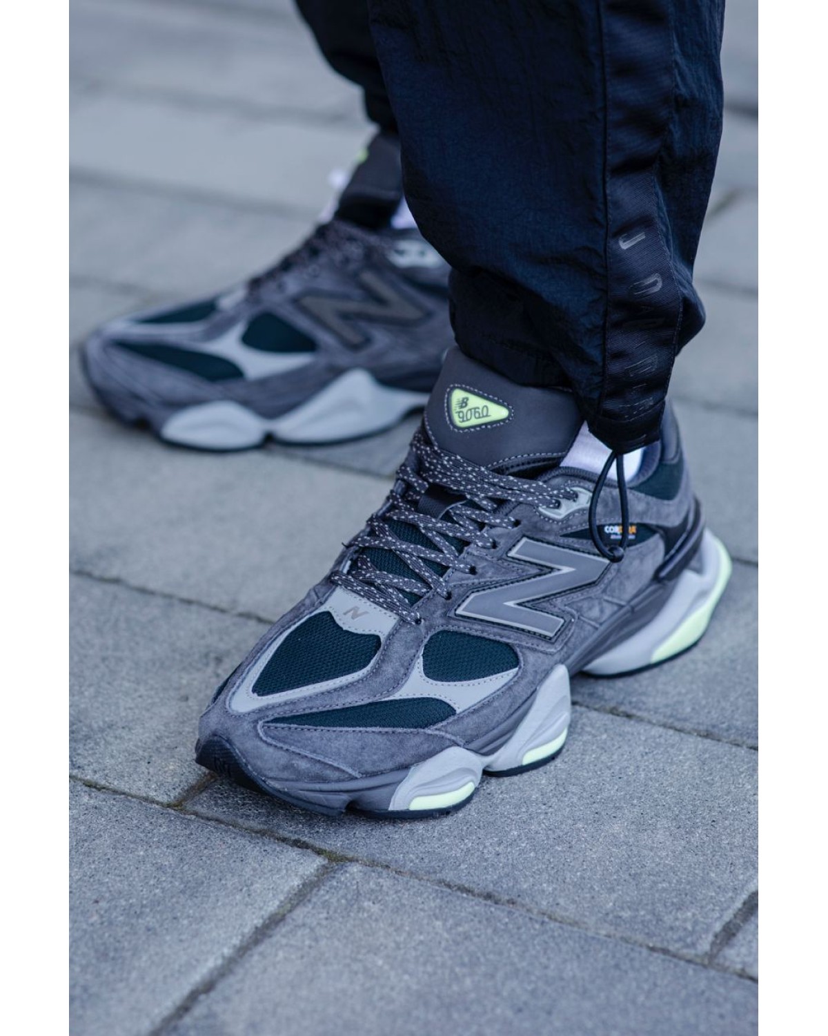 New Balance 9060 Dark Grey Cordura New Balance 9060 Dark Grey Cordura