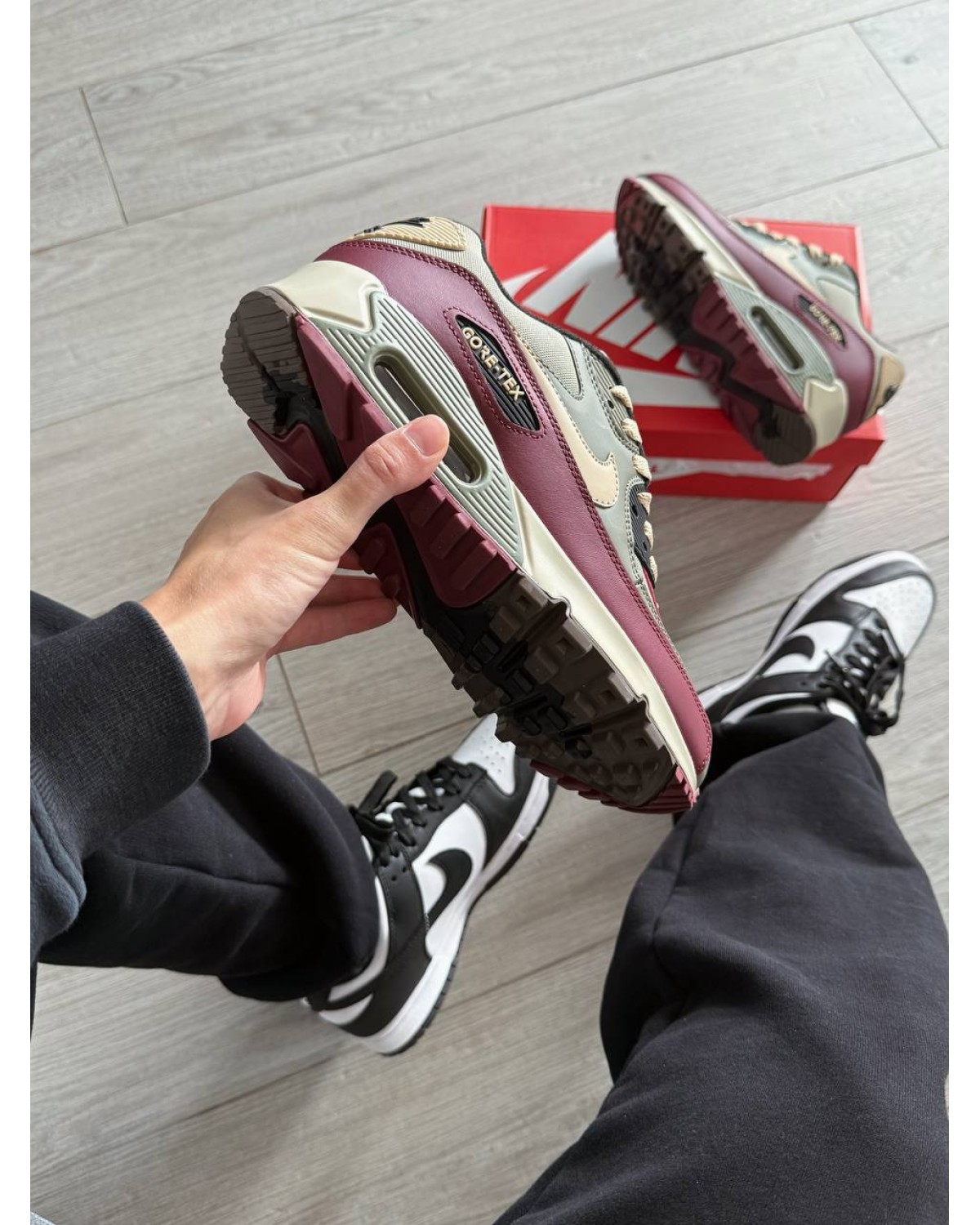 Nike Air Max 90  Medium Olive