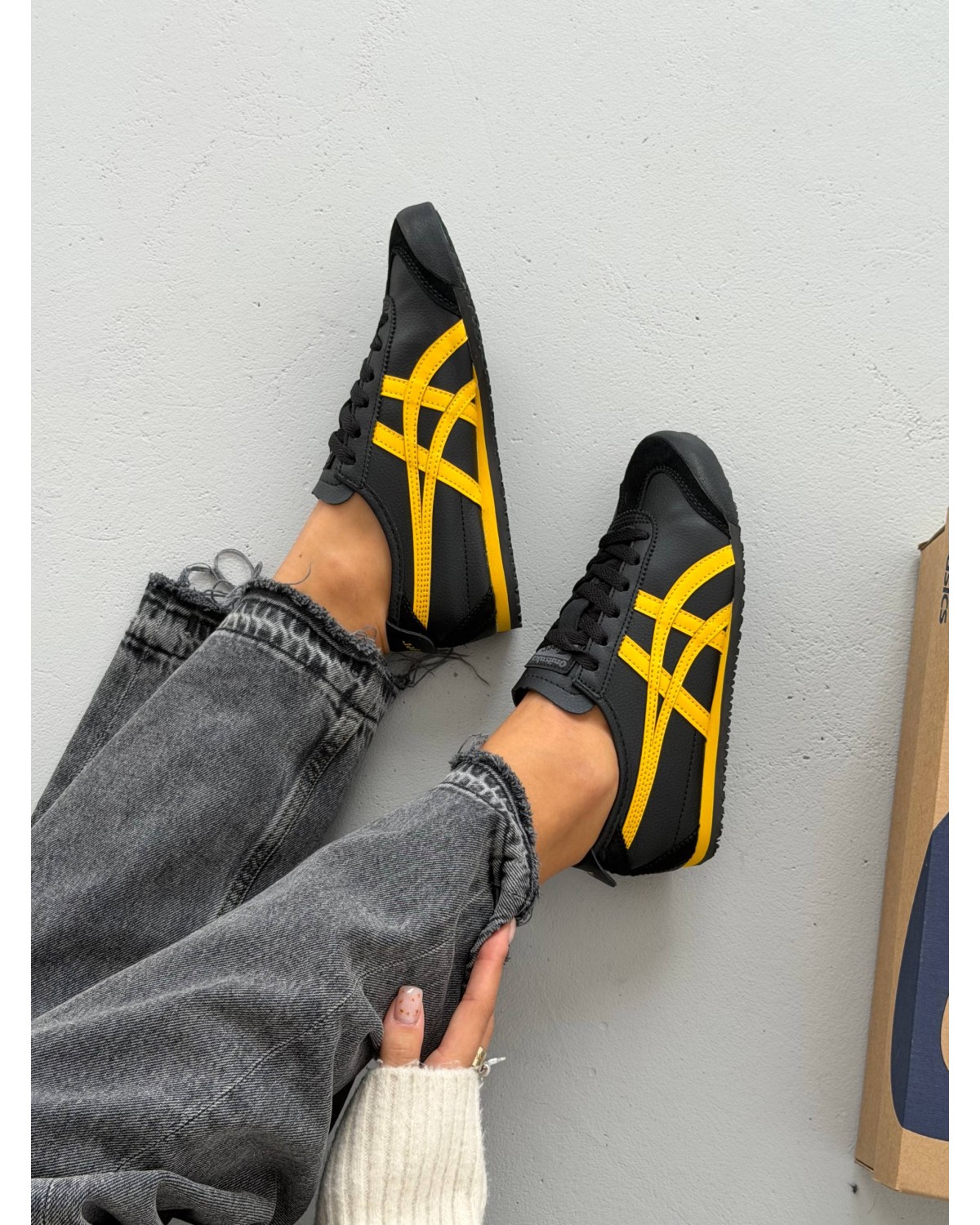 Asics Onitsuka Tiger Mexico 66 Black Yellow
