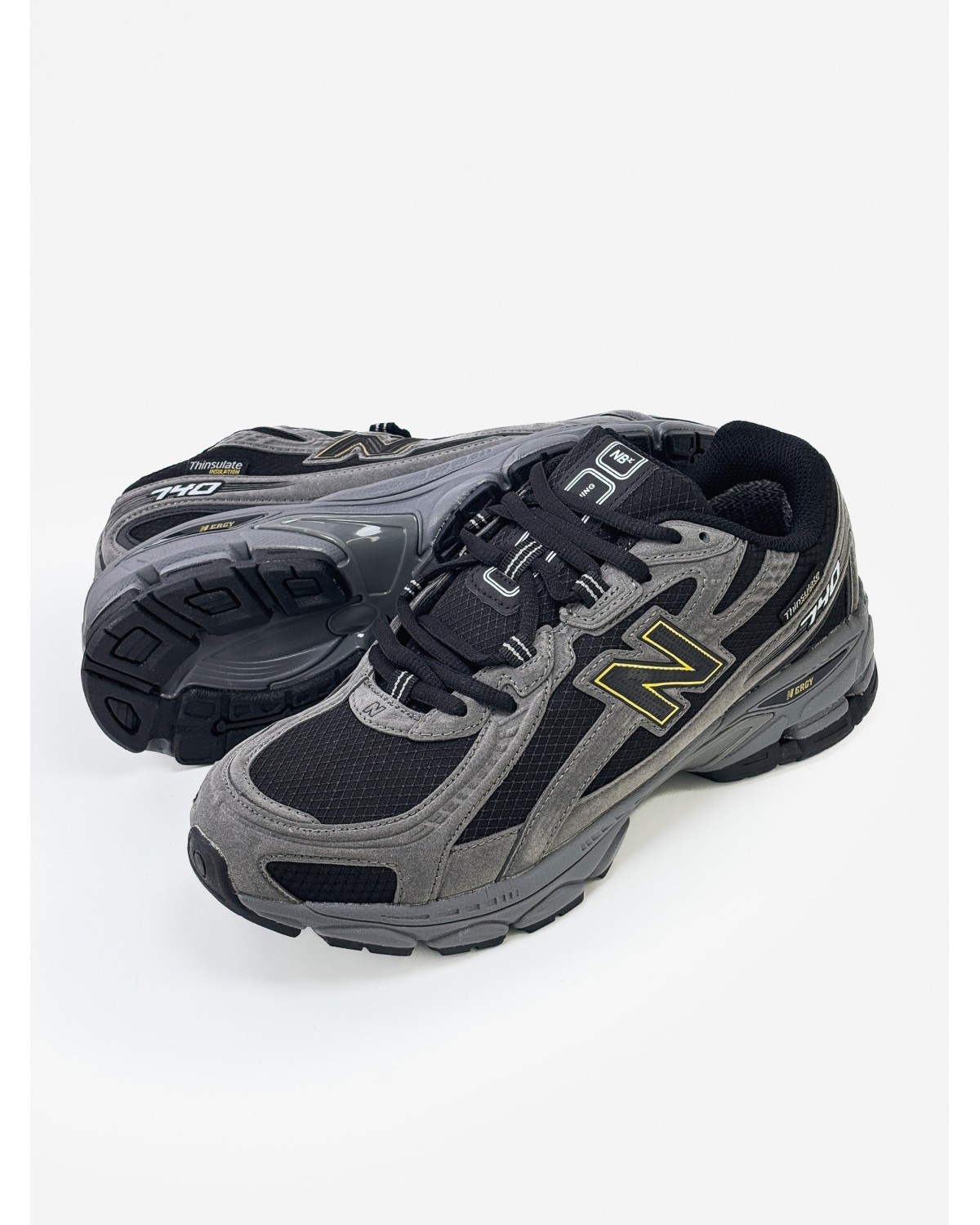 New Balance 740 Graphite Gray Termo