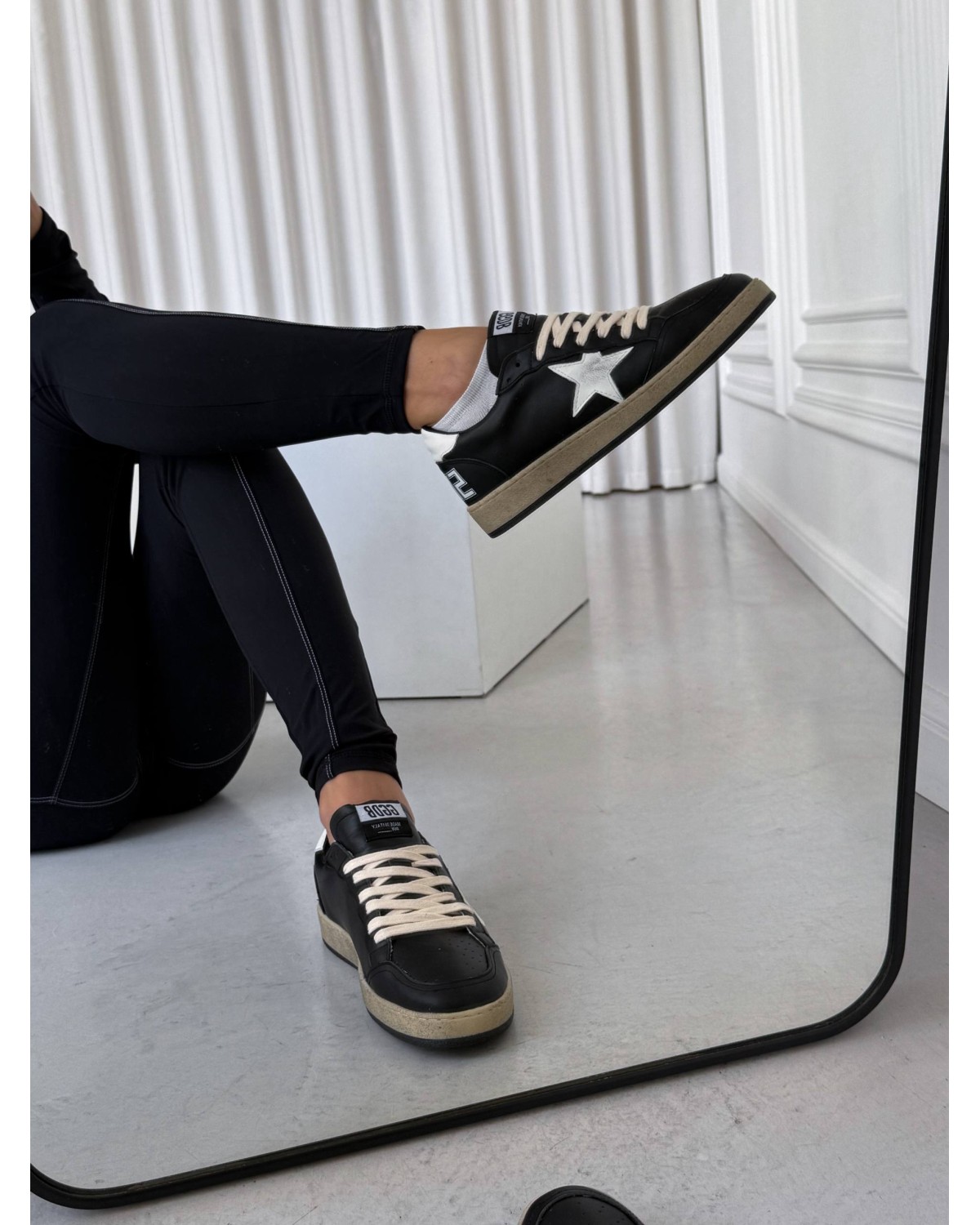 Golden Goose Ball-Star Black