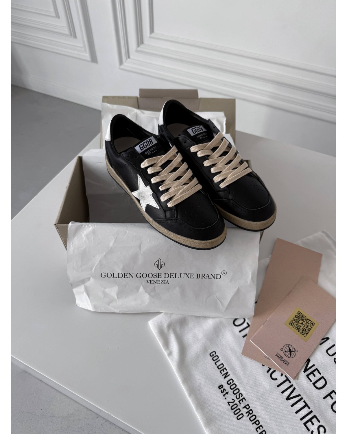 Golden Goose Ball-Star Black