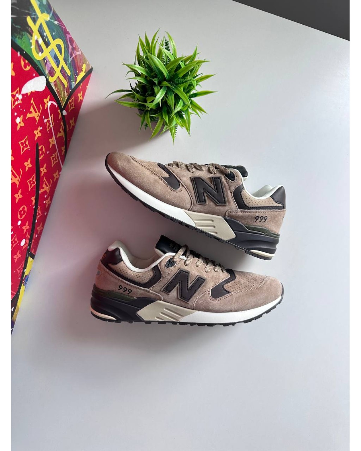 New Balance 999 Brown