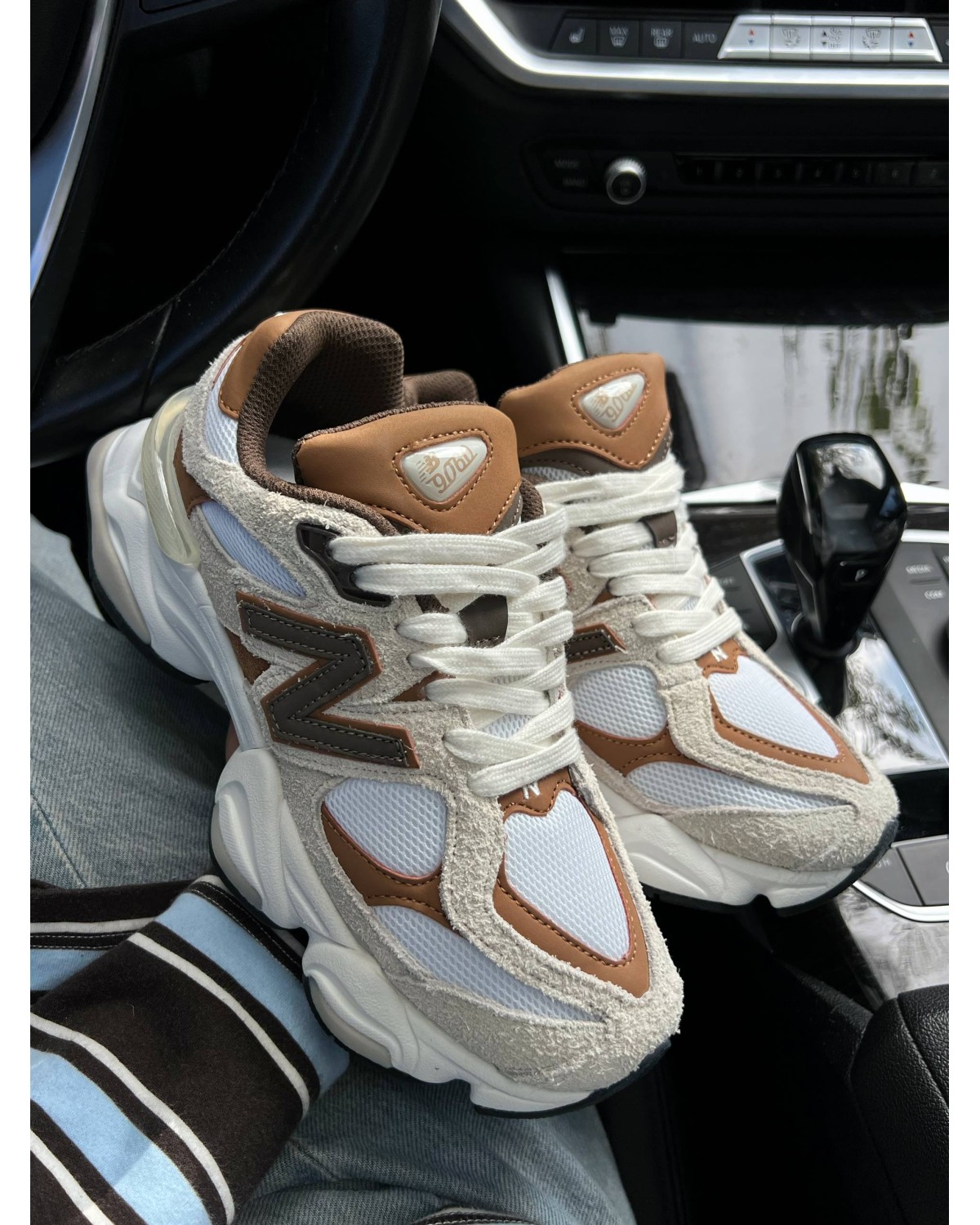 New Balance 9060