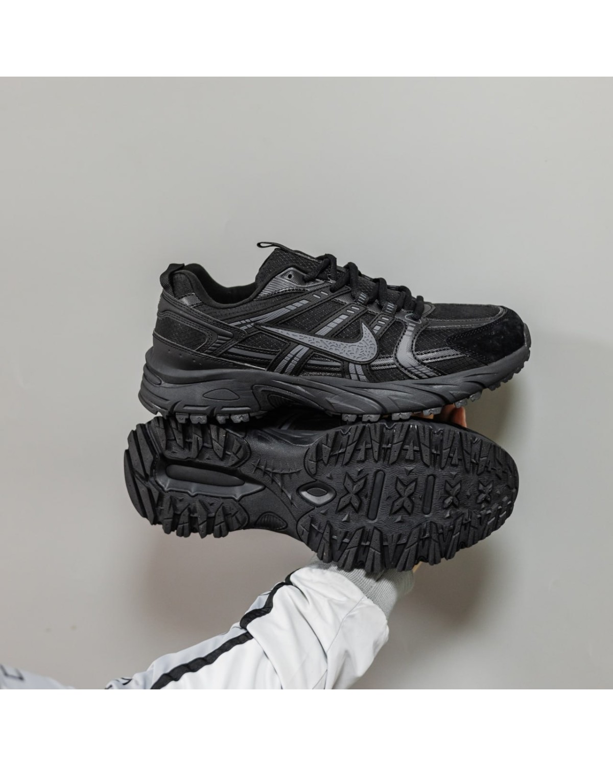 Nike V2K Runntek