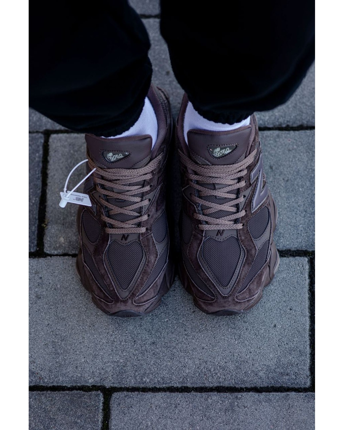 New Balance 9060 Chocolate