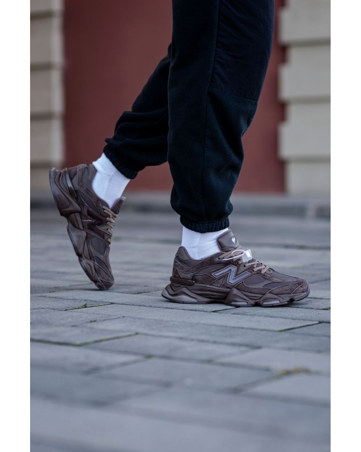 New Balance 9060 Chocolate