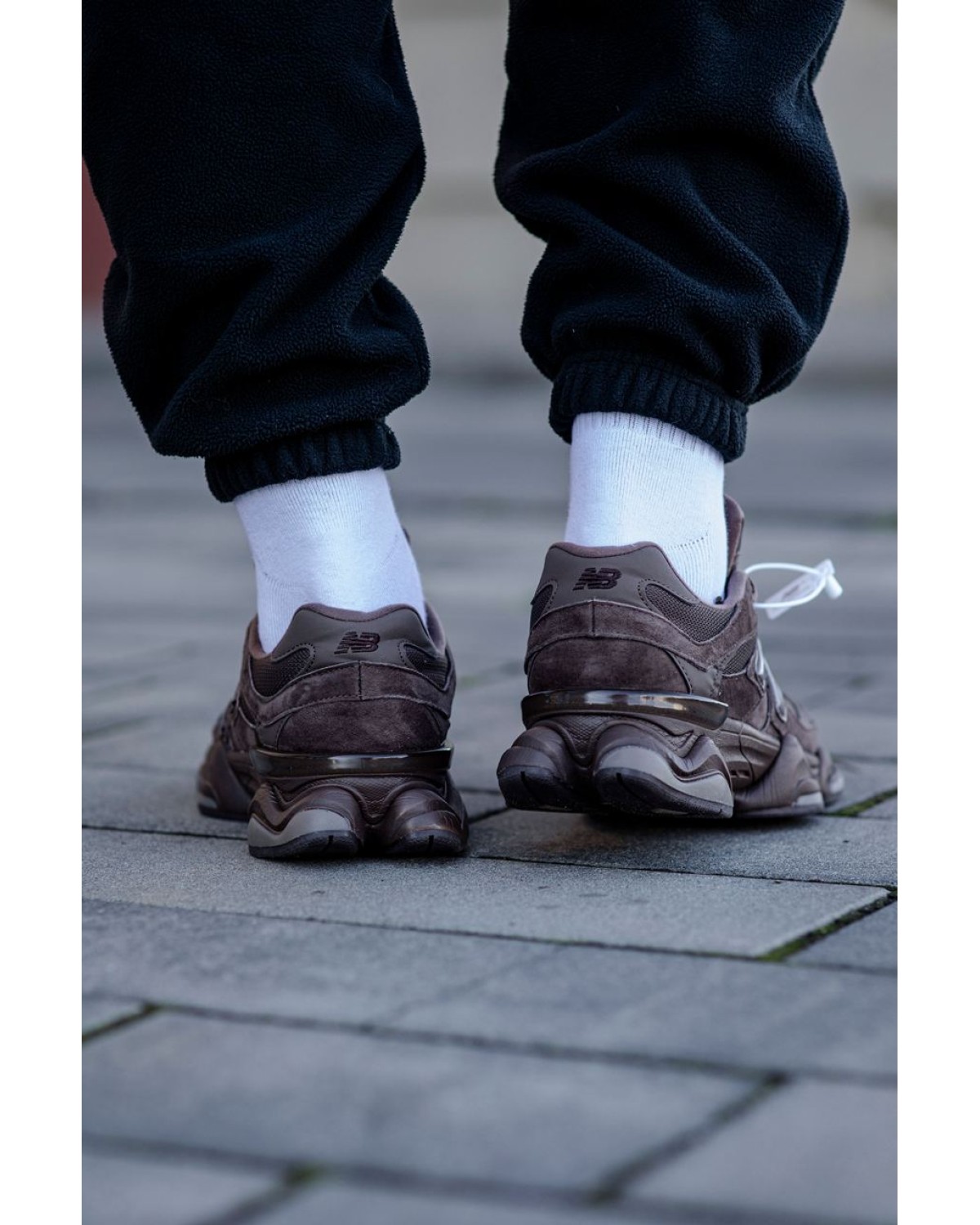 New Balance 9060 Chocolate