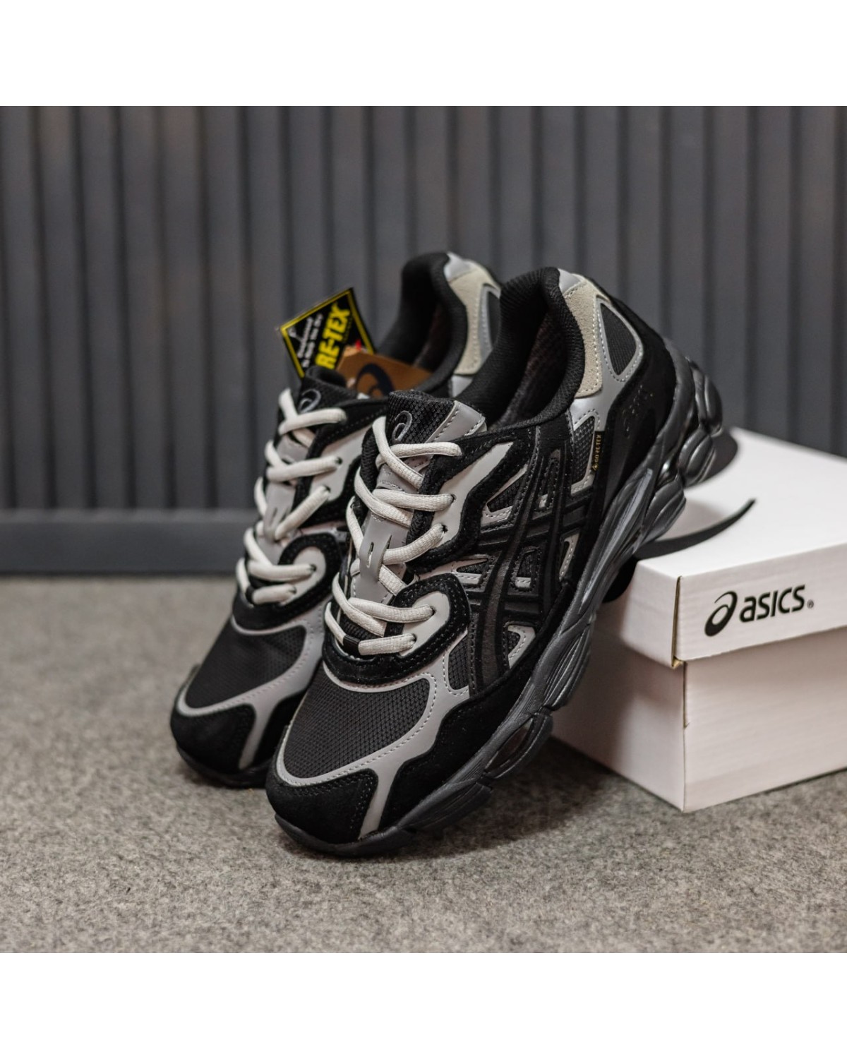 New Balance 9060 Chocolate
