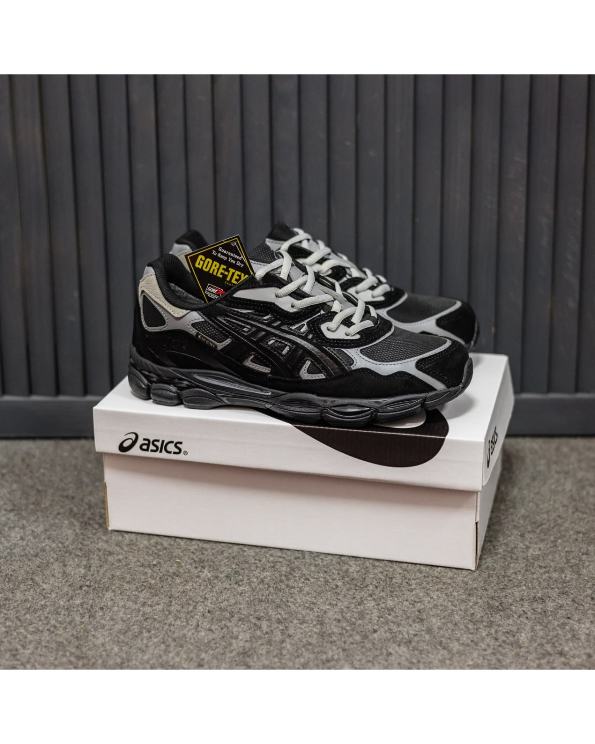 New Balance 9060 Chocolate New Balance 9060 Chocolate