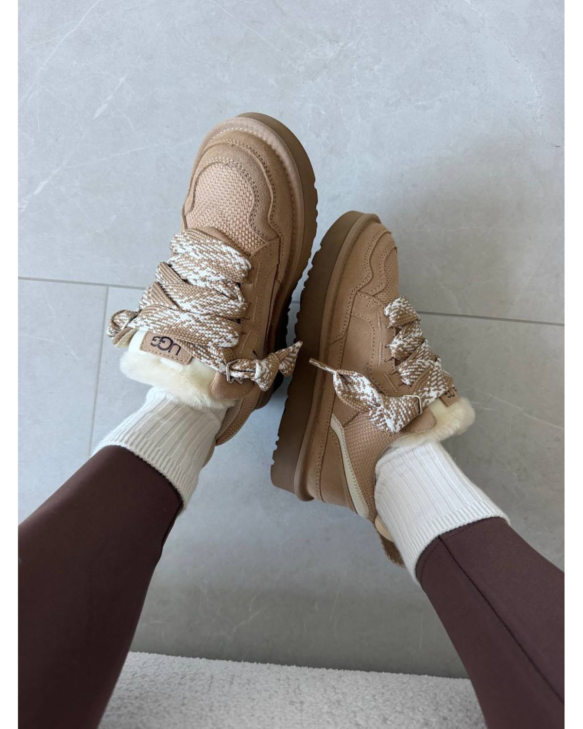 UGG Lowmel Sneakers Sand
