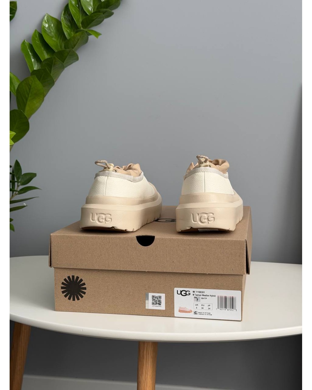 UGG Tasman Hybrid Beige