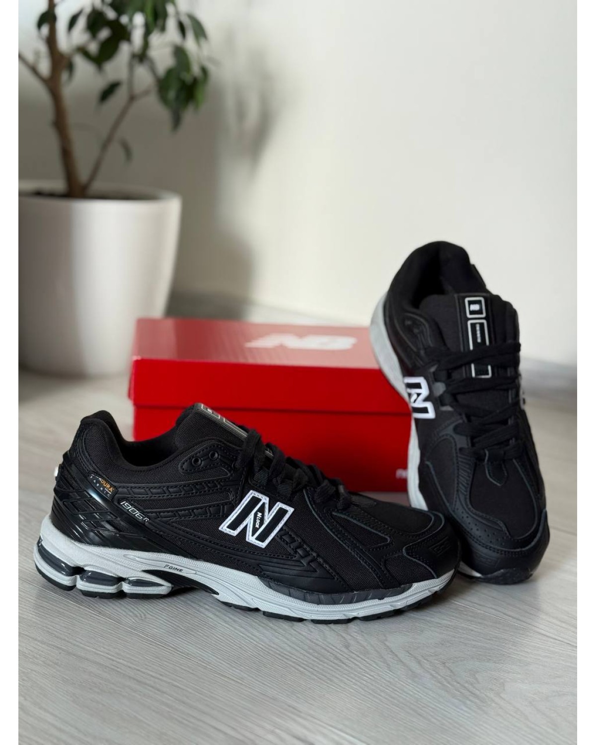 New Balance 1906R Cordura Black/Beige