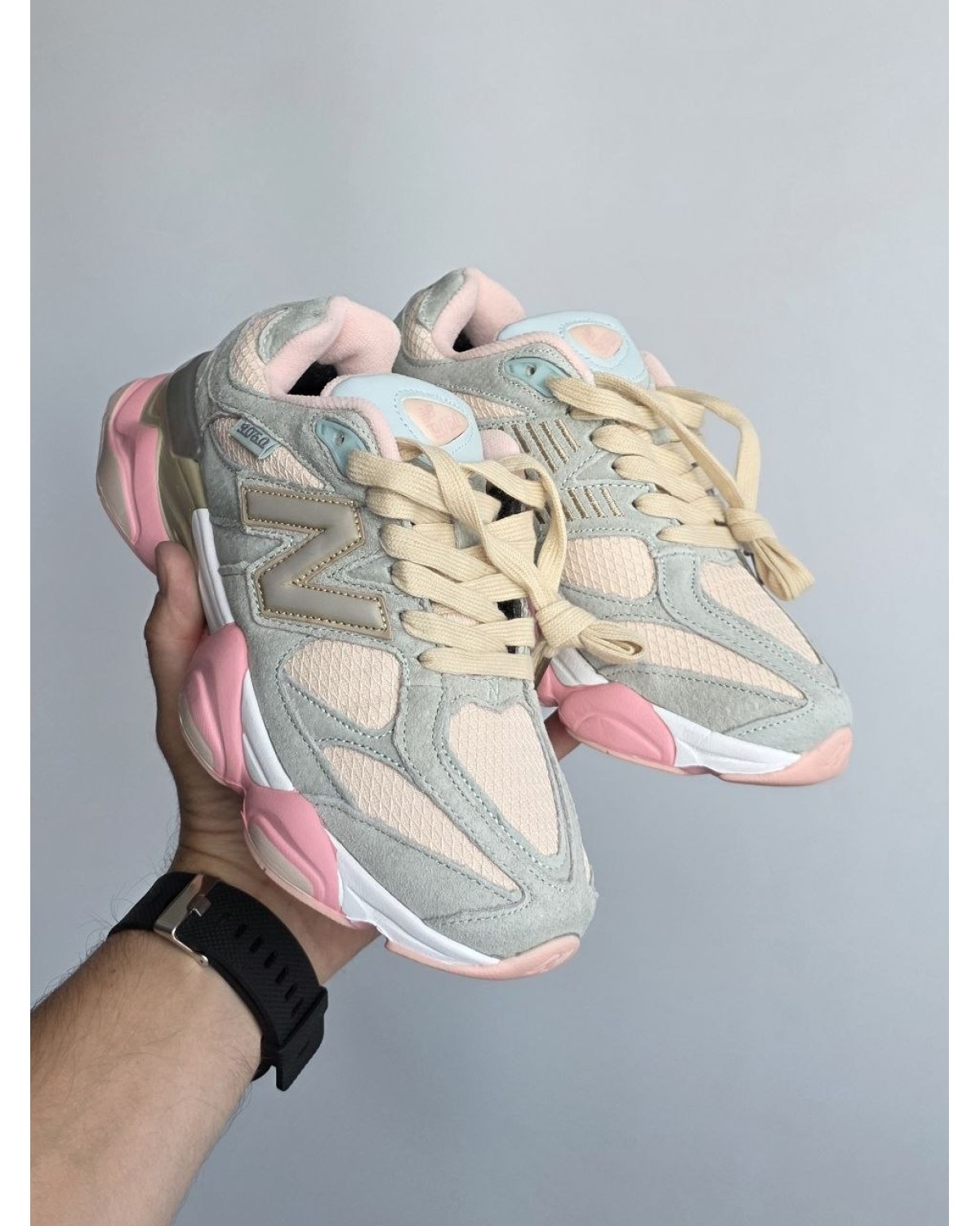 New Balance 9060 Gore-Tex Grey Pink New Balance 9060 Gore-Tex Grey Pink