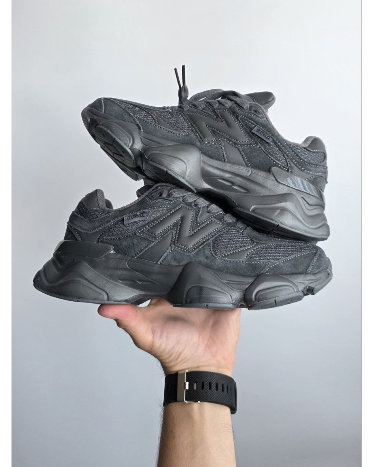 New Balance 9060 Gore-Tex Charcoal
